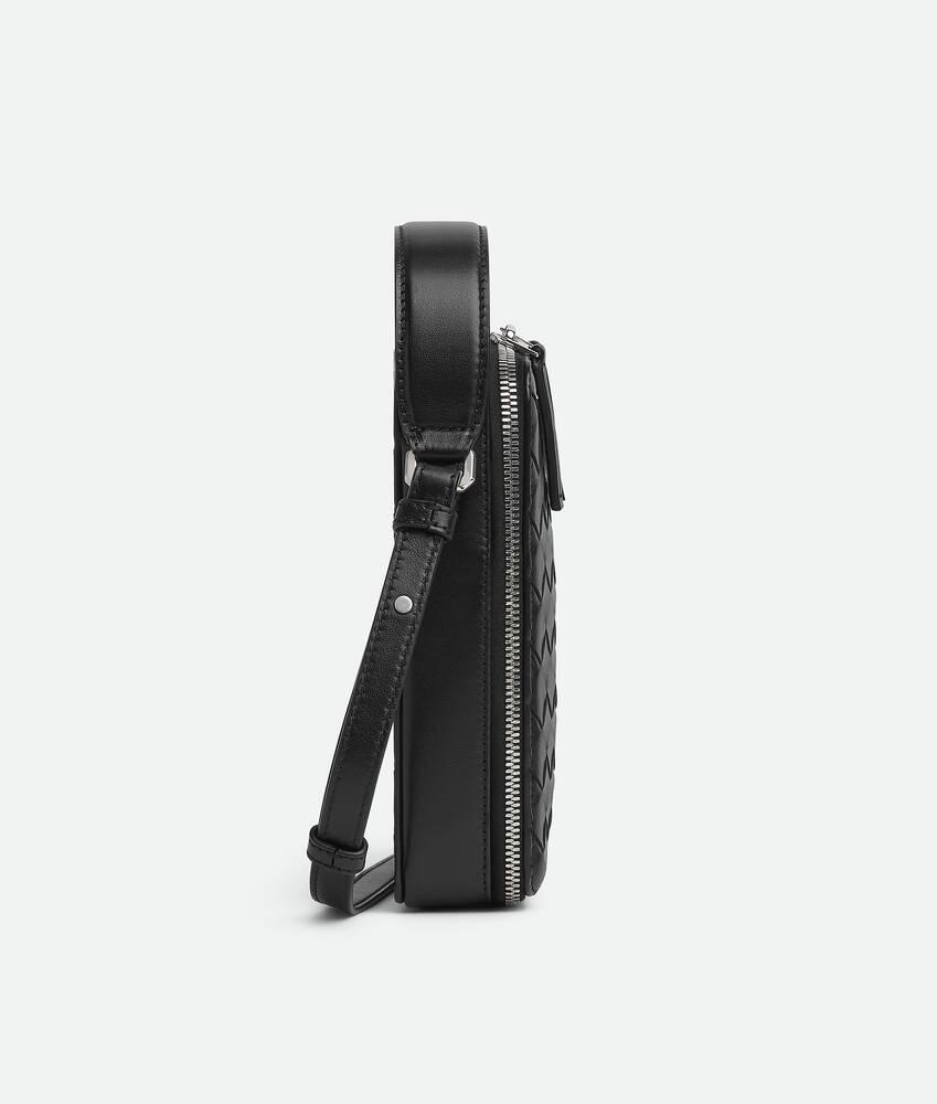 Men's Getaway Phone Pouch in Black Product Image