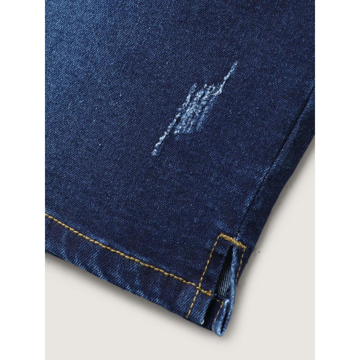 Plus Size Pull-On Stretchy Waist Denim Shorts Women Darkindigo Medium stretch Casual Slanted pocket Leisure Denim Shorts BloomChic 28/5X Product Image