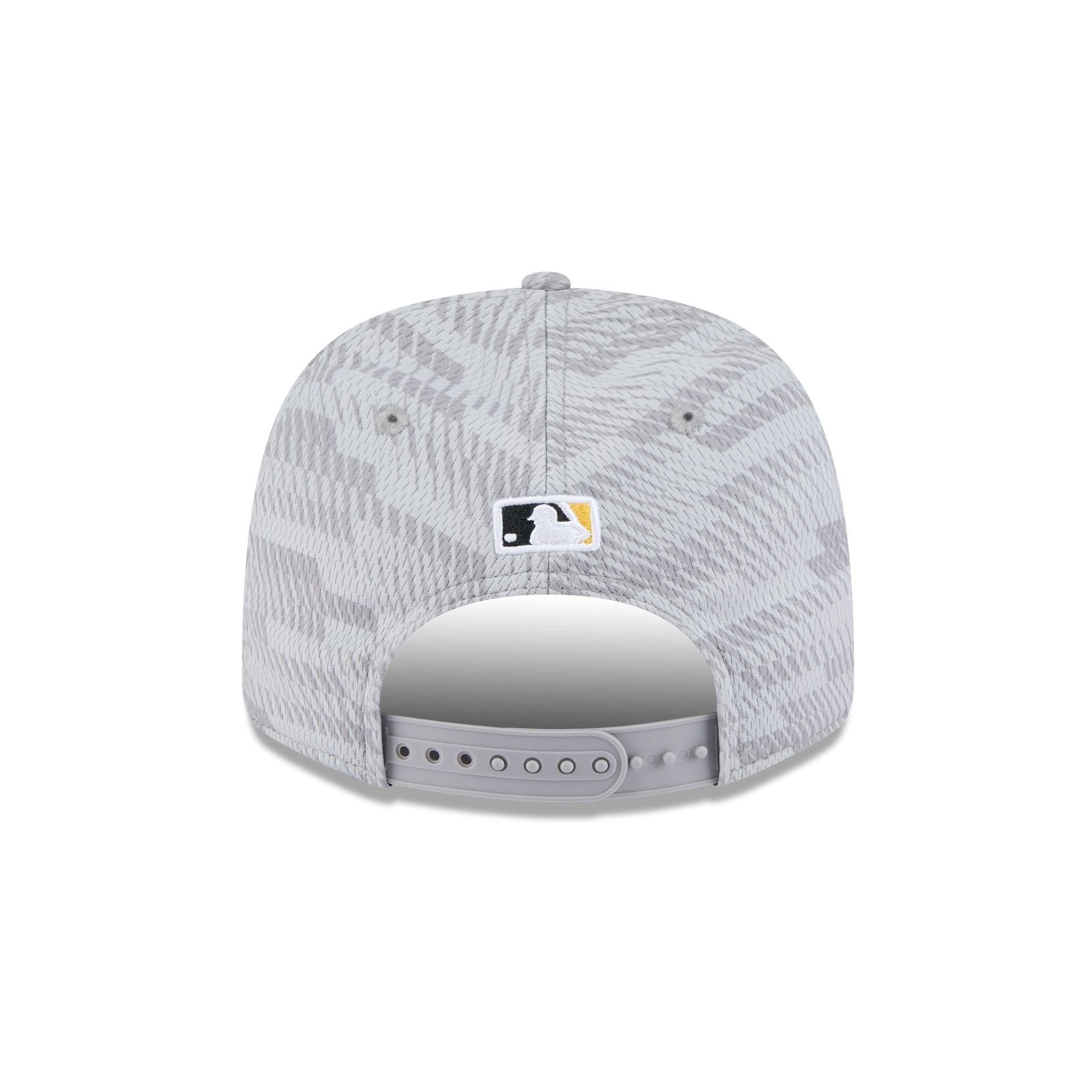 Pittsburgh Pirates 2025 Clubhouse Gray 9SEVENTY Stretch-Snap Hat Male Product Image