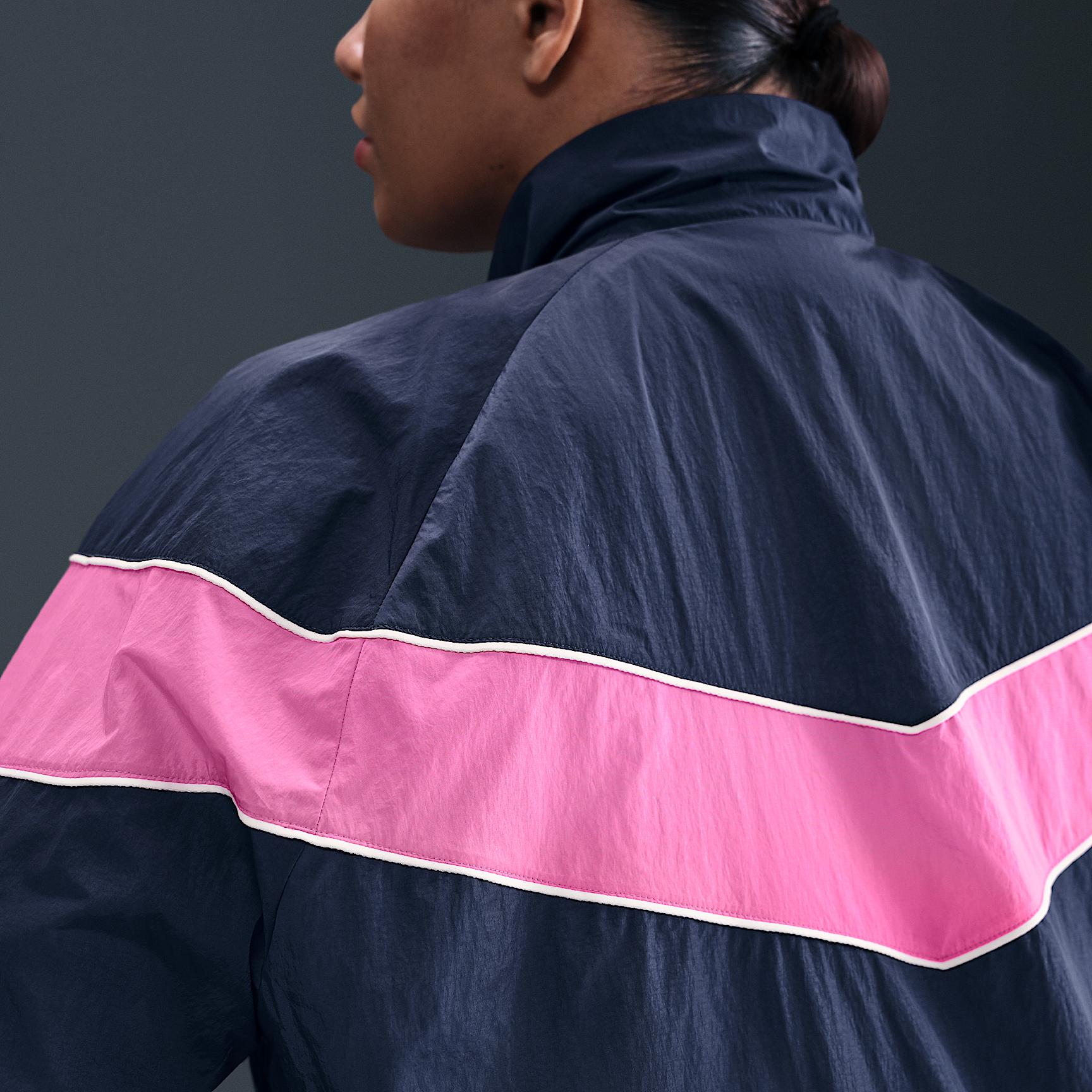 Nike Women's Windrunner Loose UV Woven Full-Zip Jacket (Plus Size) Product Image