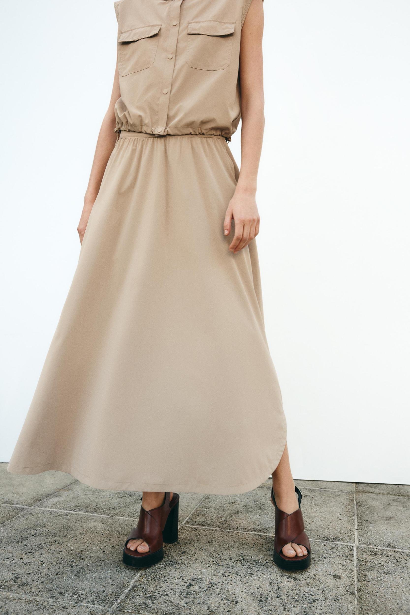 ROUND HEM MIDI SKIRT Product Image