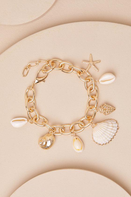 Iolana Gold Shell Charm Bracelet Product Image