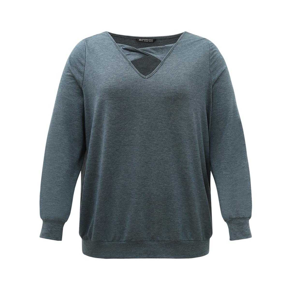 Plus Size Plain Twist Front Keyhole Sweatshirt Women Navy Casual Plain V-neck Dailywear Sweatshirts BloomChic 12/L Product Image