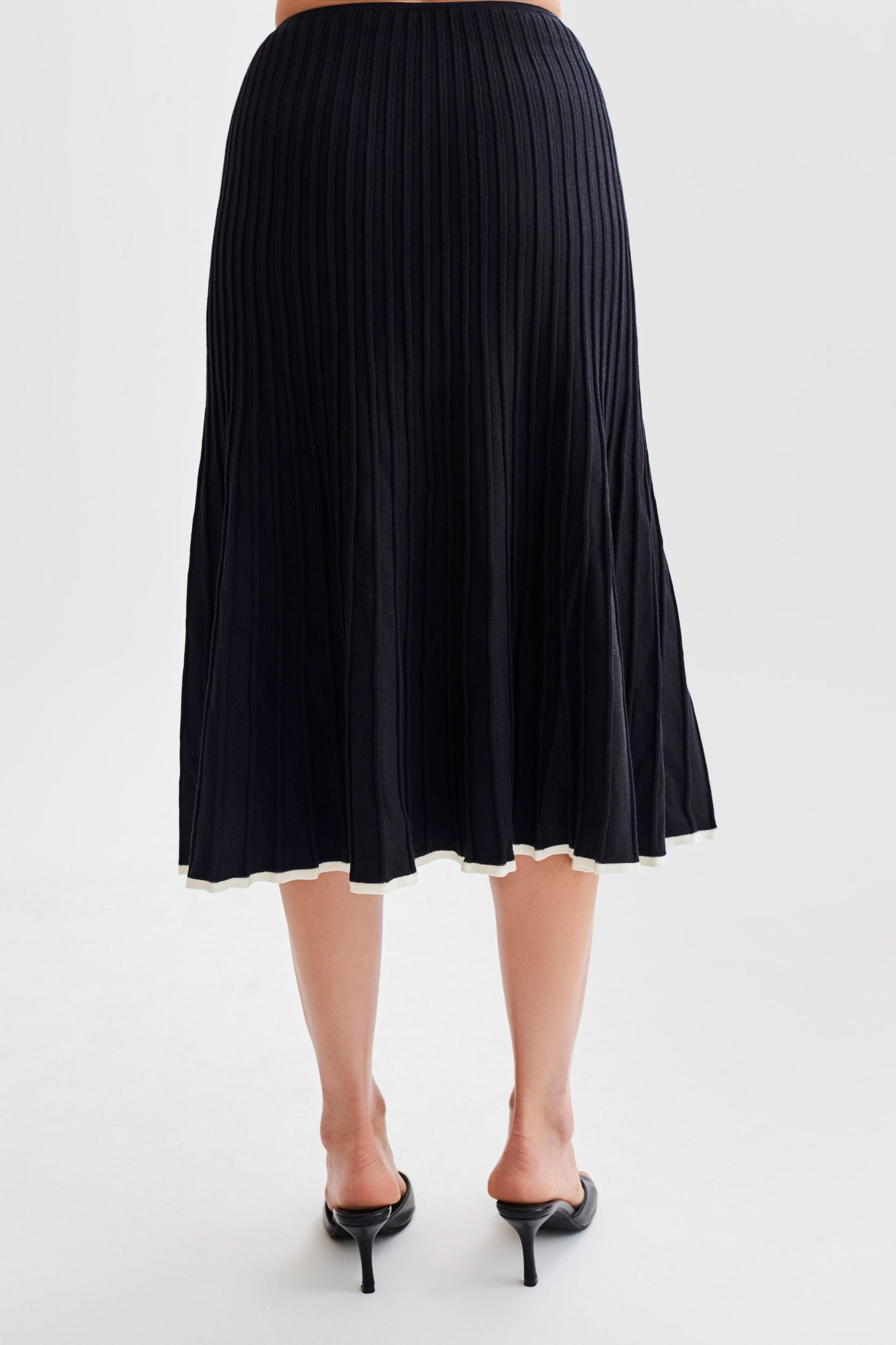Jolene Contrast Rib Knit Midi Skirt - Black Product Image