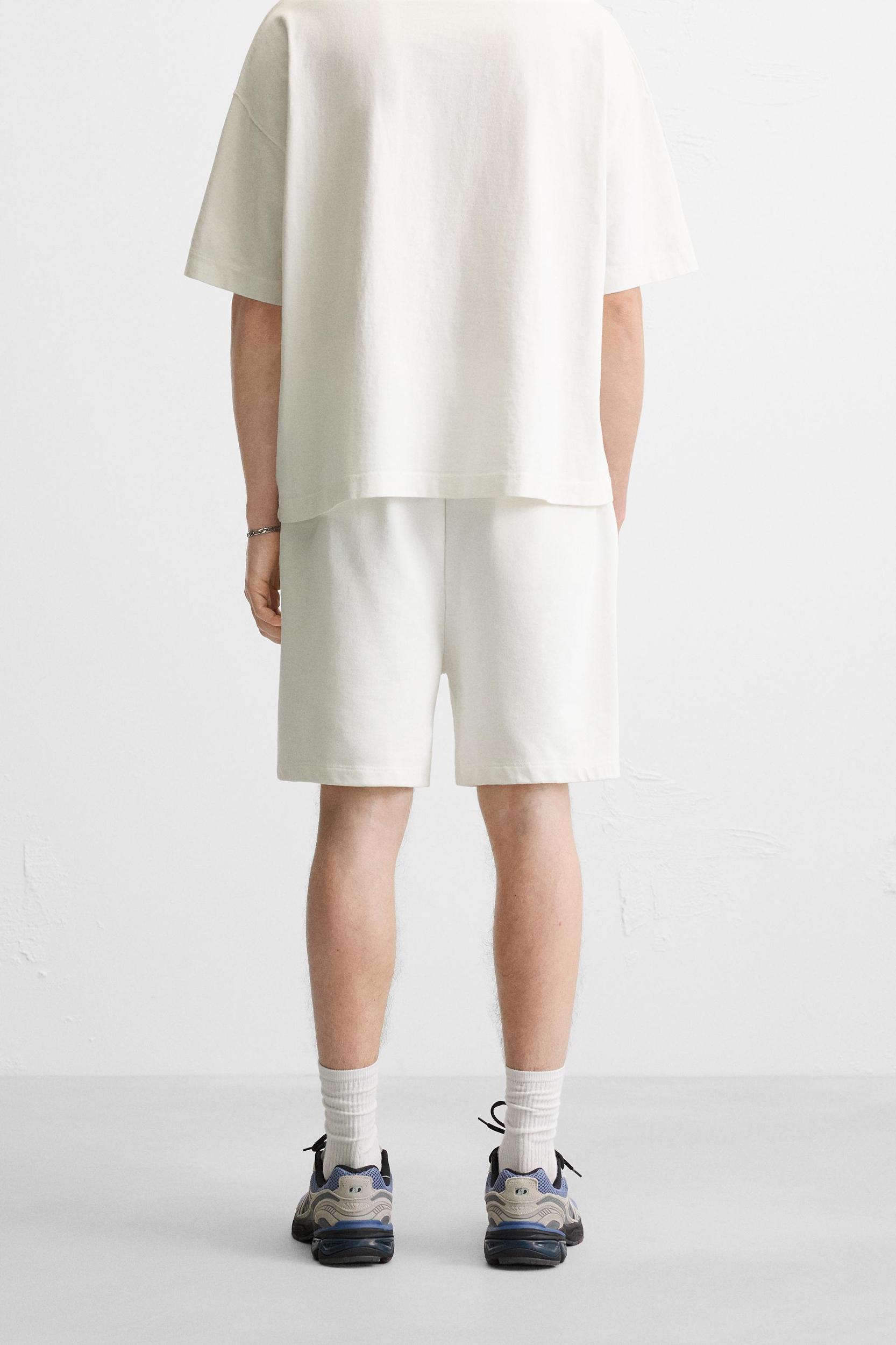 WASHED JOGGER SHORTS Product Image