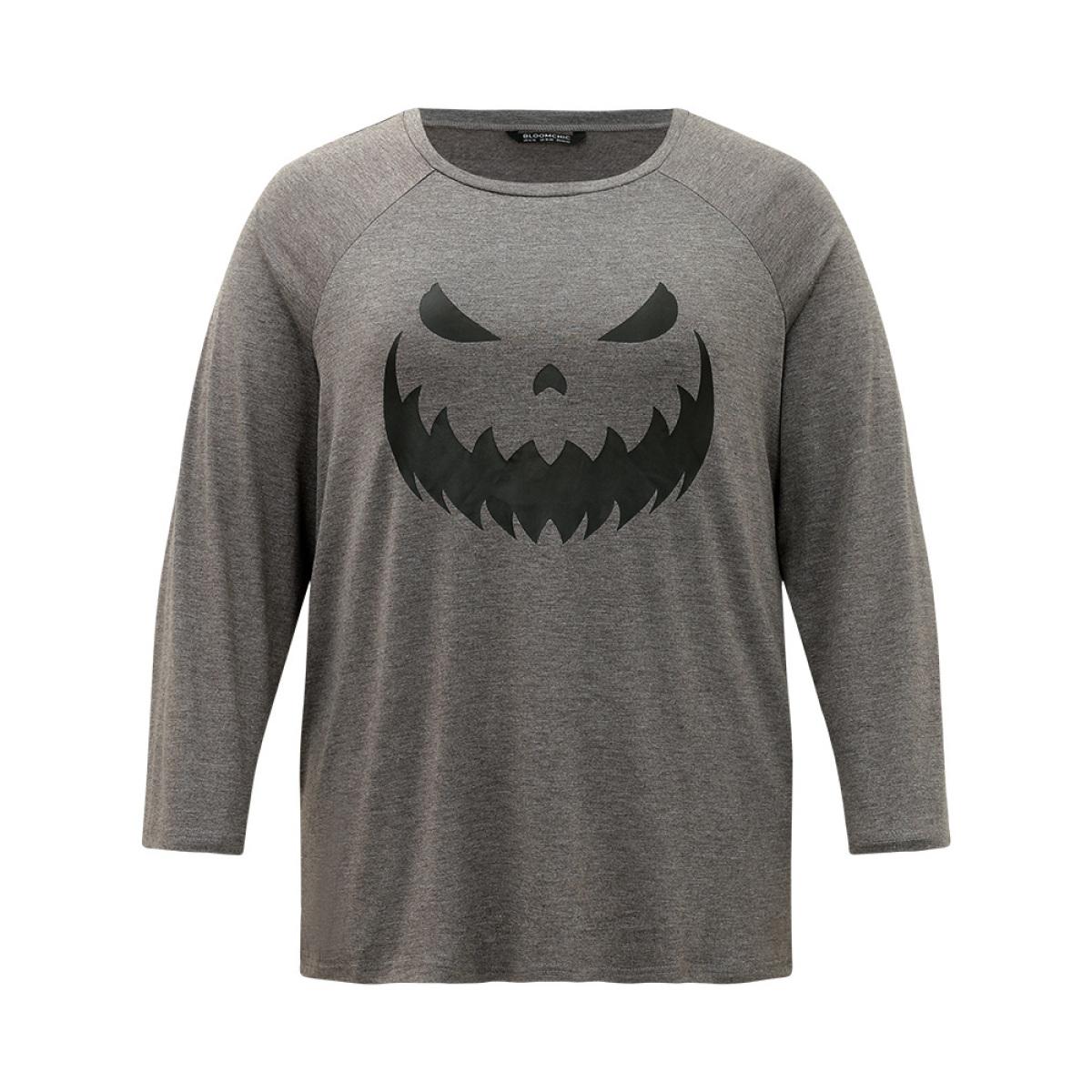 Plus Size Halloween Graphic Pocket Crew Neck T-shirt Gray Women Casual Printed Halloween Festival-Halloween T-shirts BloomChic 18-20/2X Product Image