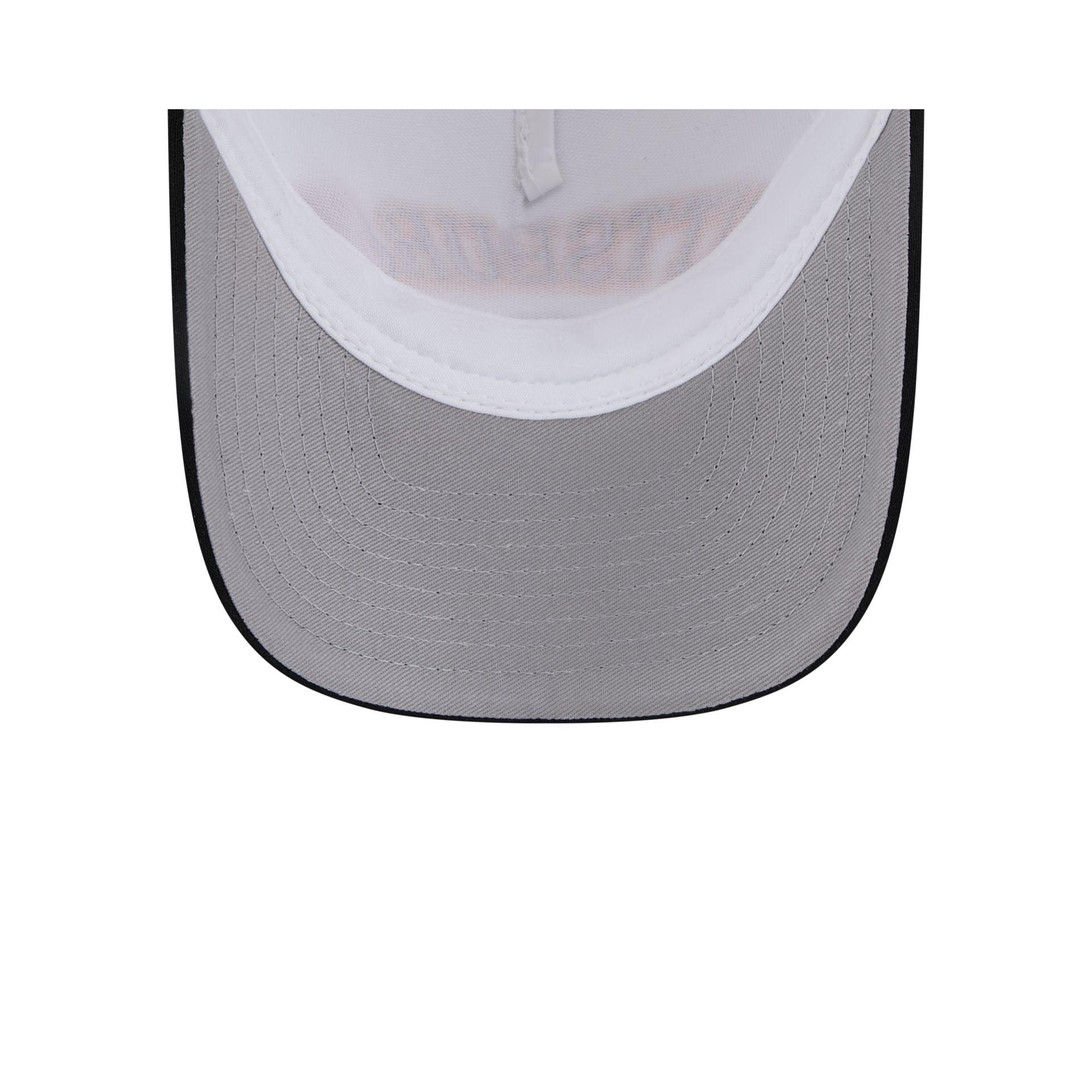 Pittsburgh Pirates Chrome Arch 9FORTY M-Crown A-Frame Trucker Hat Male Product Image