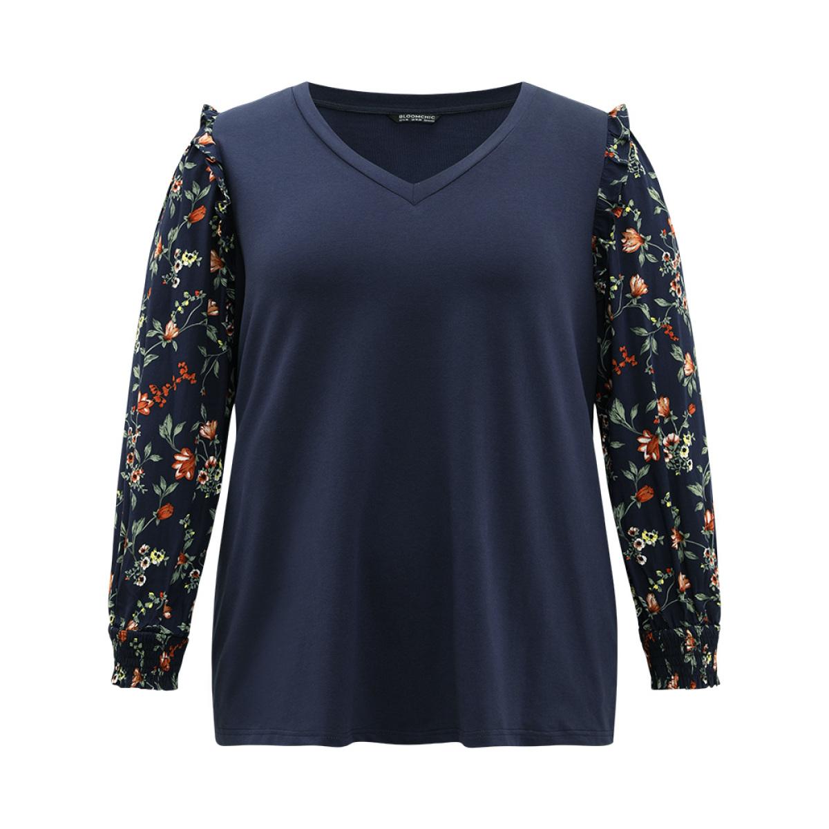 Plus Size Plants Print Patchwork Shirred Frill Trim T-shirt Navy Women Elegant Patchwork Ditsy Floral V-neck Dailywear T-shirts BloomChic 12/L Product Image
