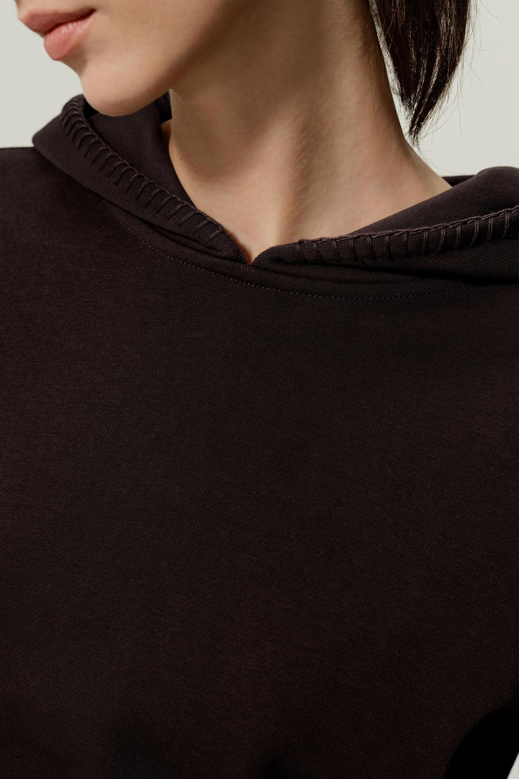 Seamflow Poise Pullover Product Image