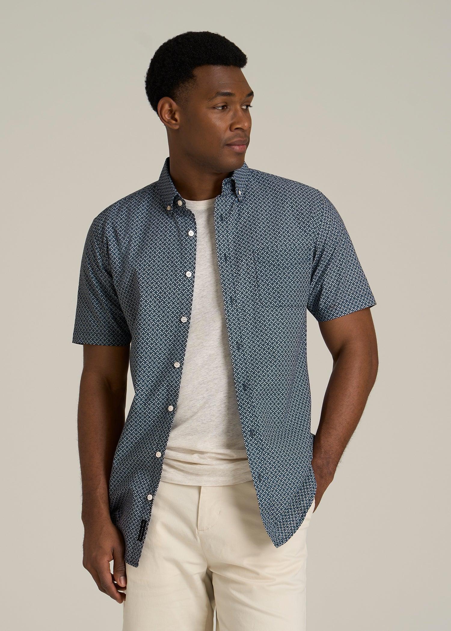 Short Sleeve Shirt for Tall Men in Grey and Blue Geometric Male Product Image