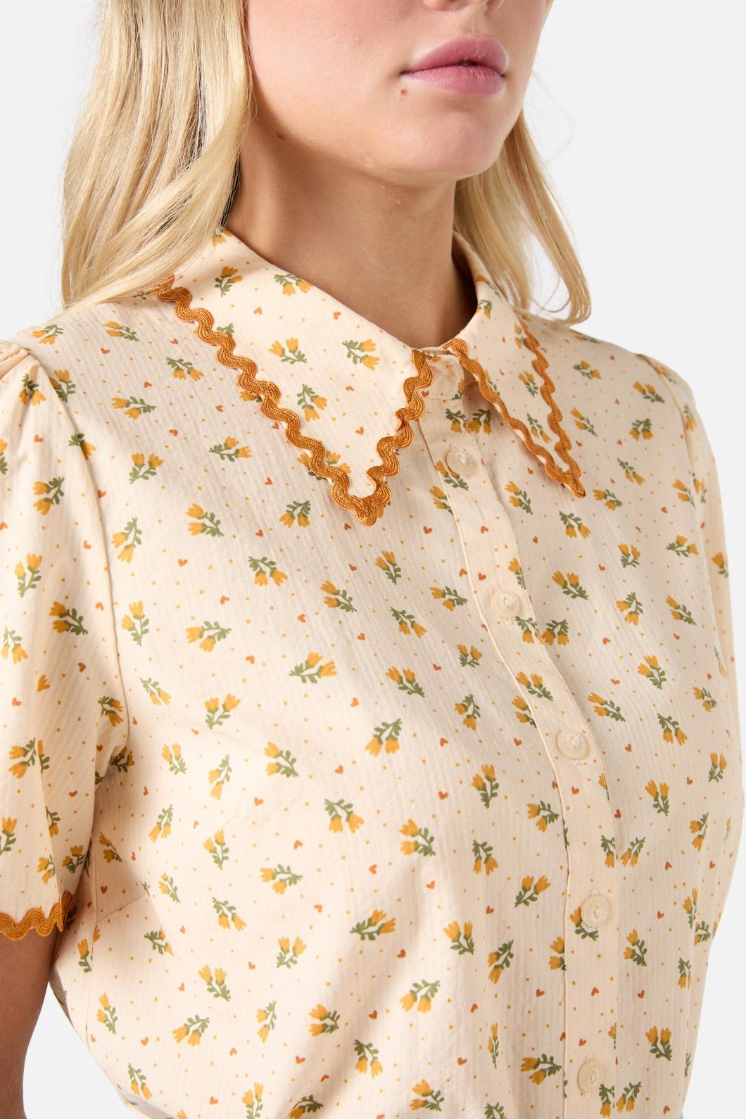 Holly Short Sleeve Blouse Product Image