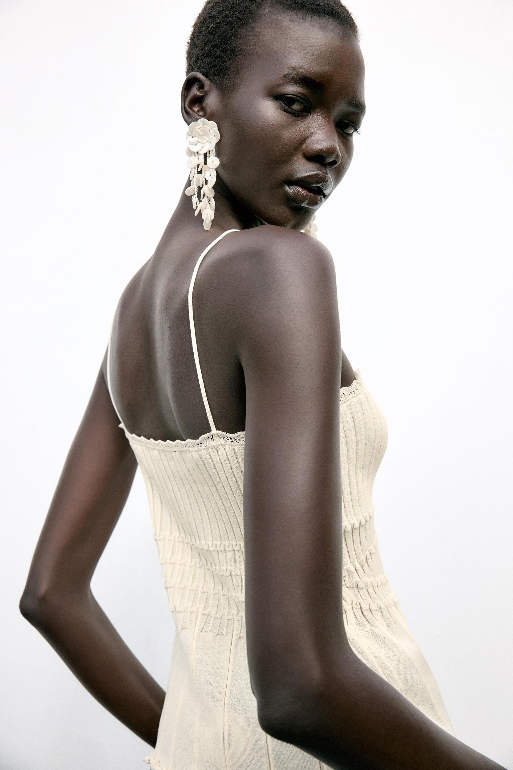 RIBBED KNIT TOP Product Image