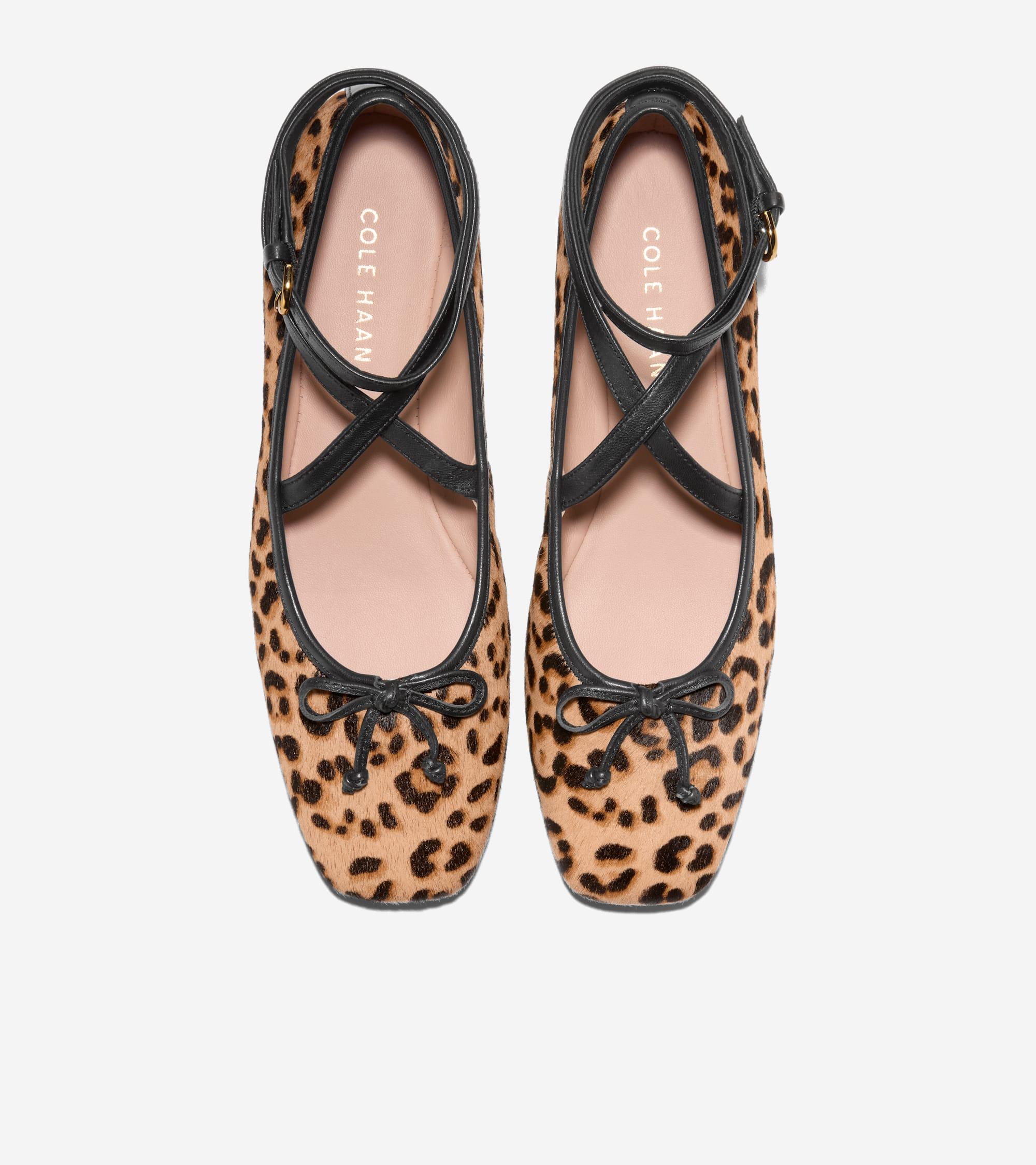 Women's Daniella Chain Shoulder Bag Product Image