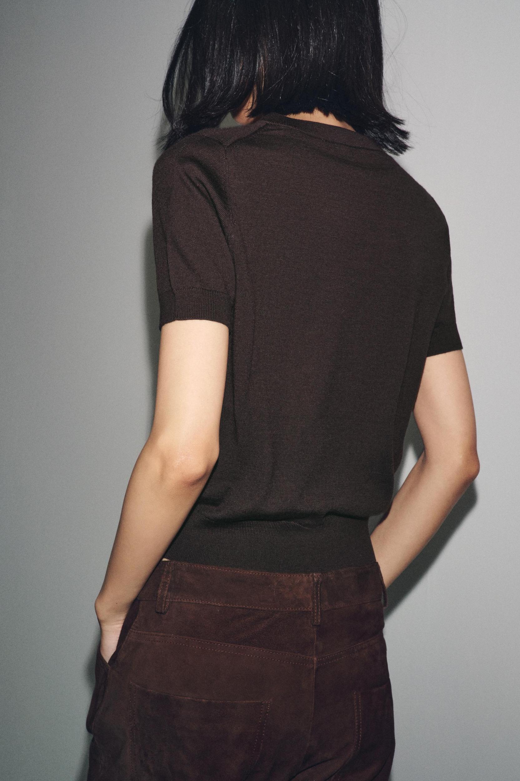 100% WOOL SHORT SLEEVE TOP Product Image