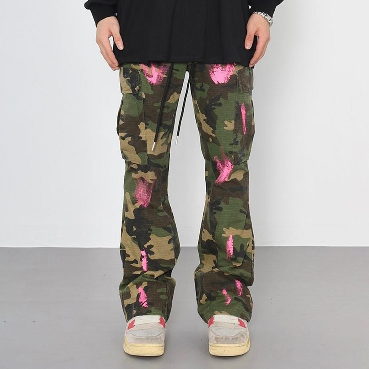 Sopula Men's Retro High Street Style Splash Pocket Camouflage Flared Pants Product Image