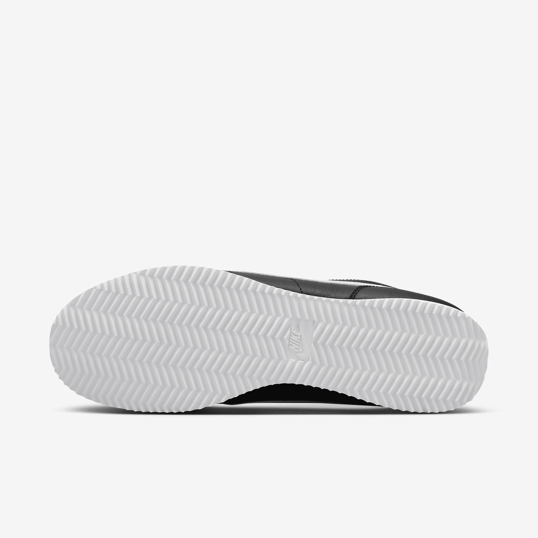 Nike Cortez Leather Men's Shoes Product Image