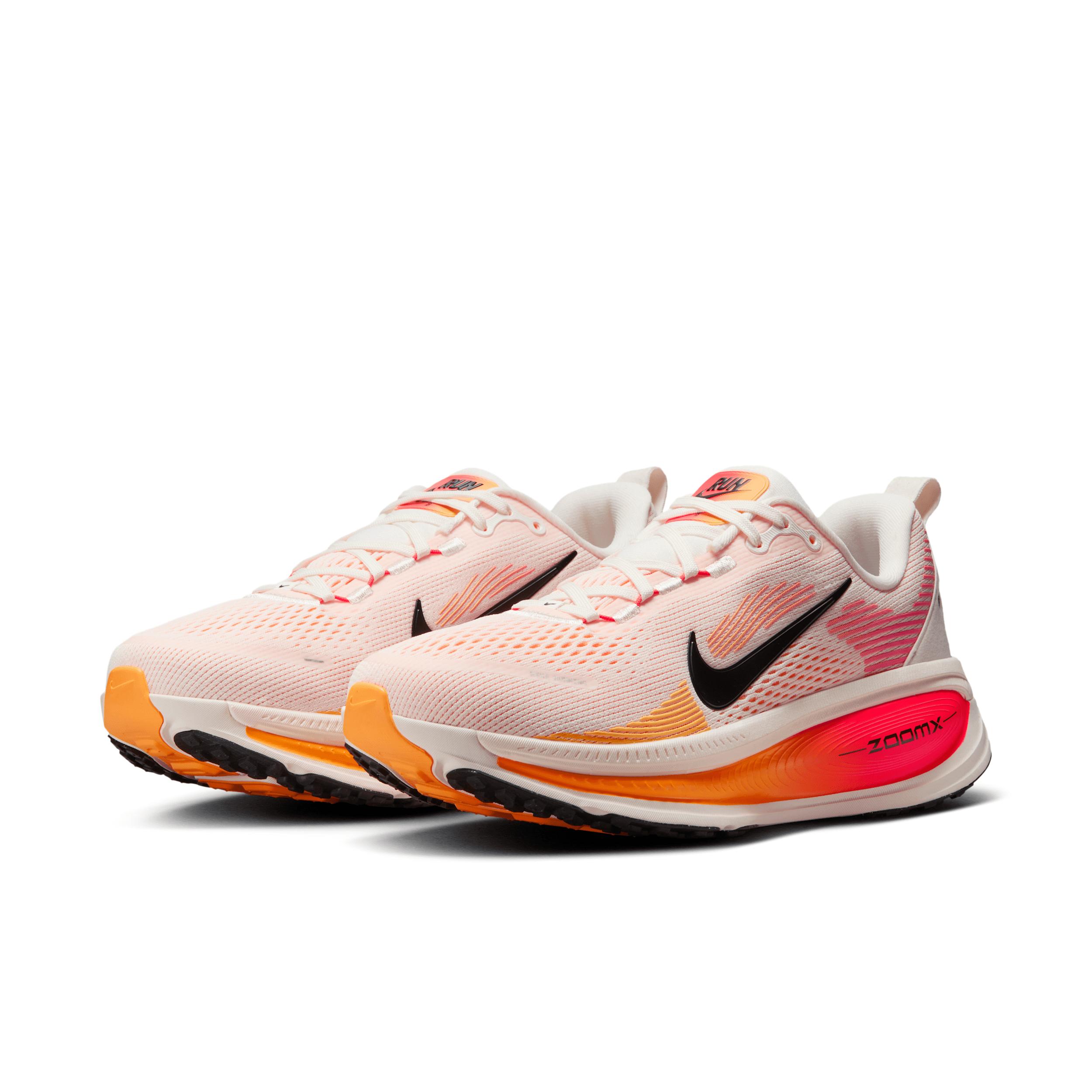 Nike Womens Vomero 18 Road Running Shoes | HM6804-101 Product Image