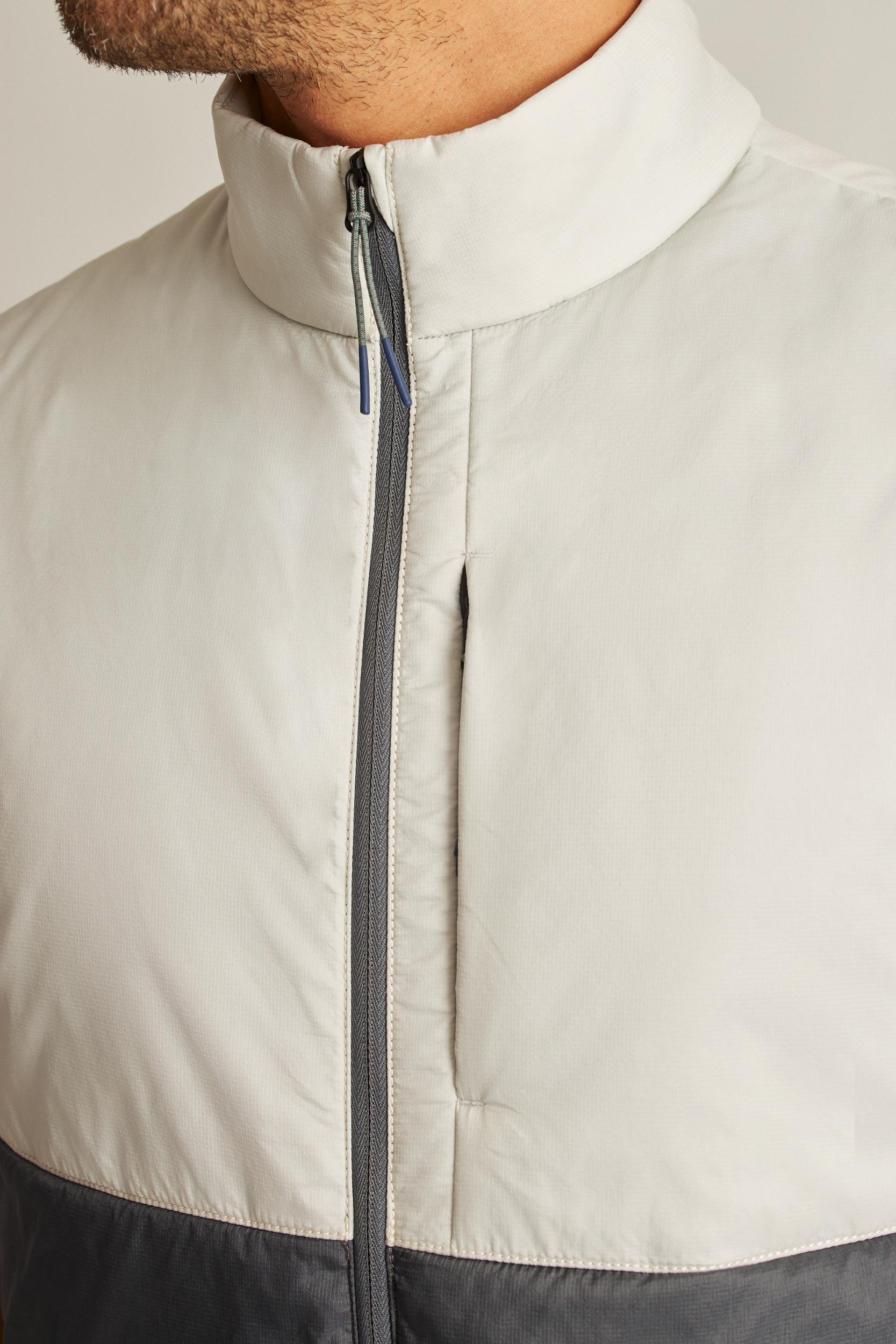 The Lightweight Hybrid Vest Product Image