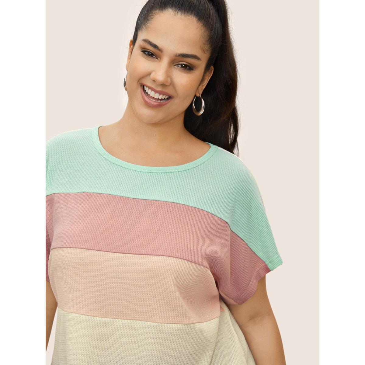 Plus Size Waffle Knit Colorblock Contrast Dolman Sleeve T-shirt Multicolor Women Casual Texture Round Neck Everyday T-shirts BloomChic 10/M Product Image