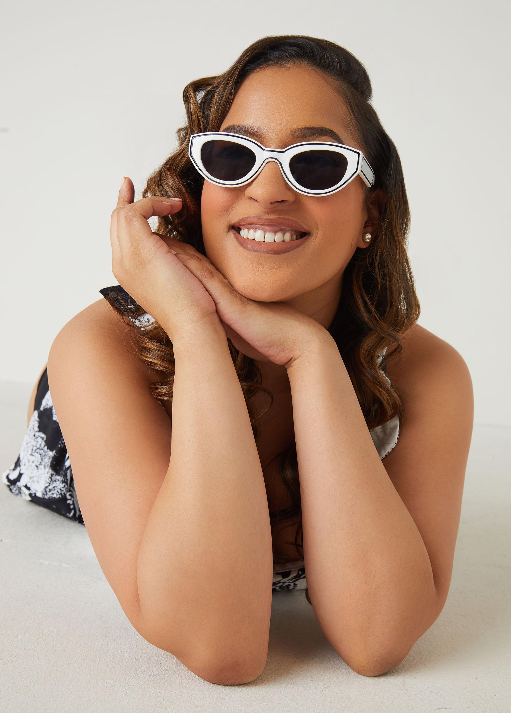 Outlined Cat Eye Sunglasses Product Image