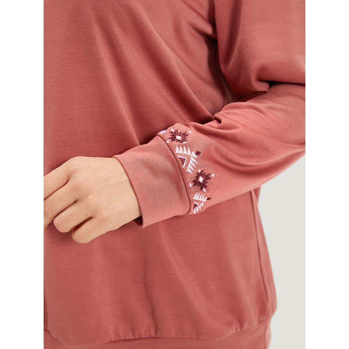 Plus Size Floral Embroidered Long Sleeve Crew Neck Sweatshirt Women DustyPink Elegant Elastic cuffs Round Neck Dailywear Sweatshirts BloomChic 28/5X Product Image