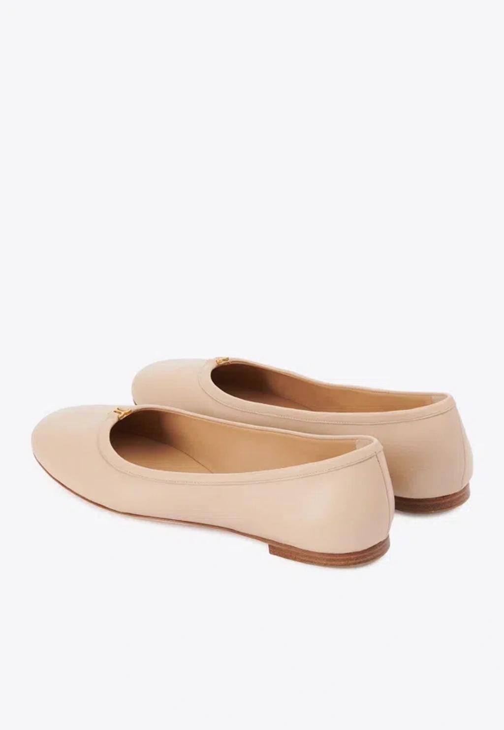 CHLOÉ Woman Ballet Flats Sand Size 9 Leather In Beige Product Image