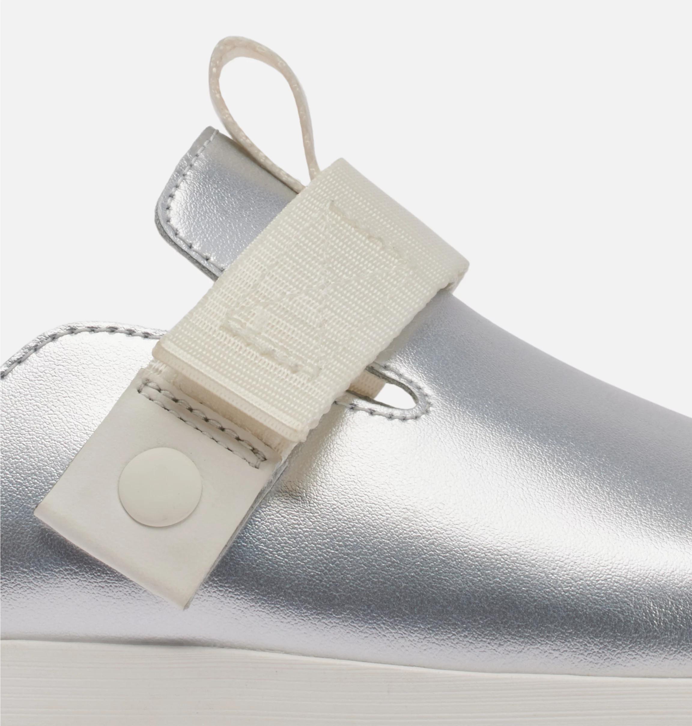 VIIBE™ Women's Clog Product Image