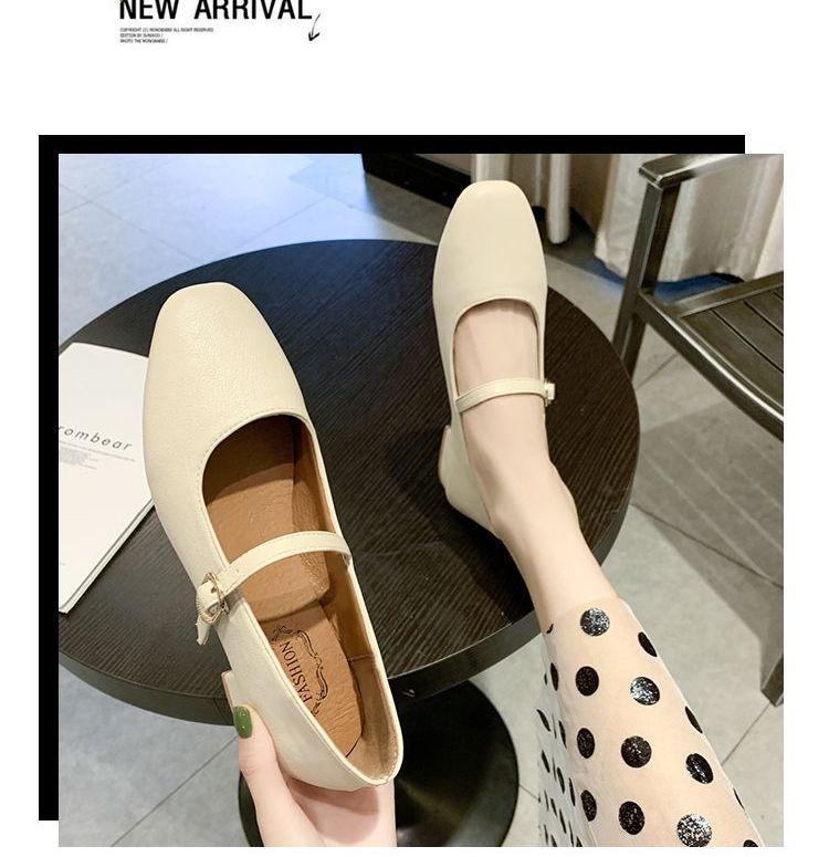 Mary Jane Shoes Product Image