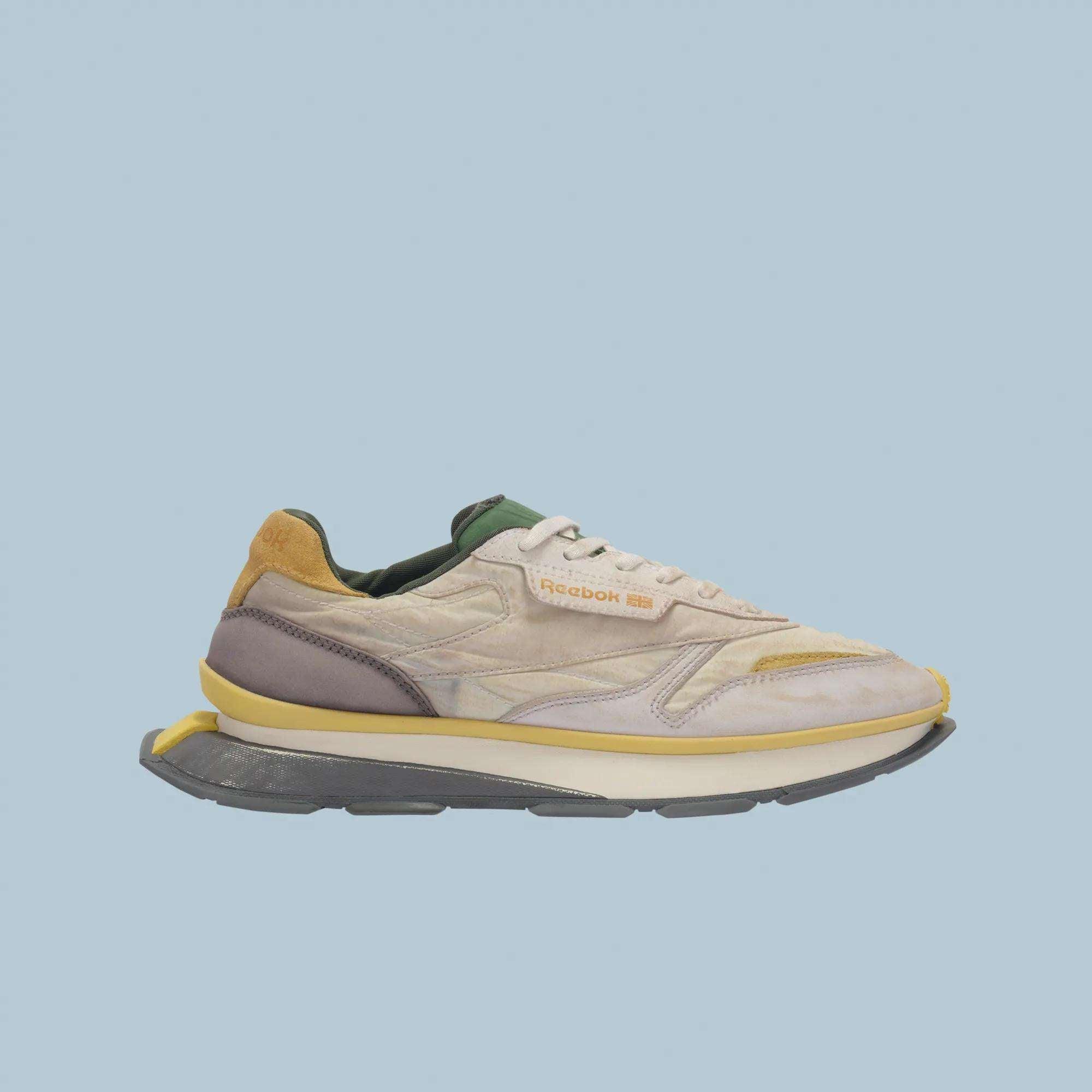 Classic Leather LTD Shoes Unisex Product Image