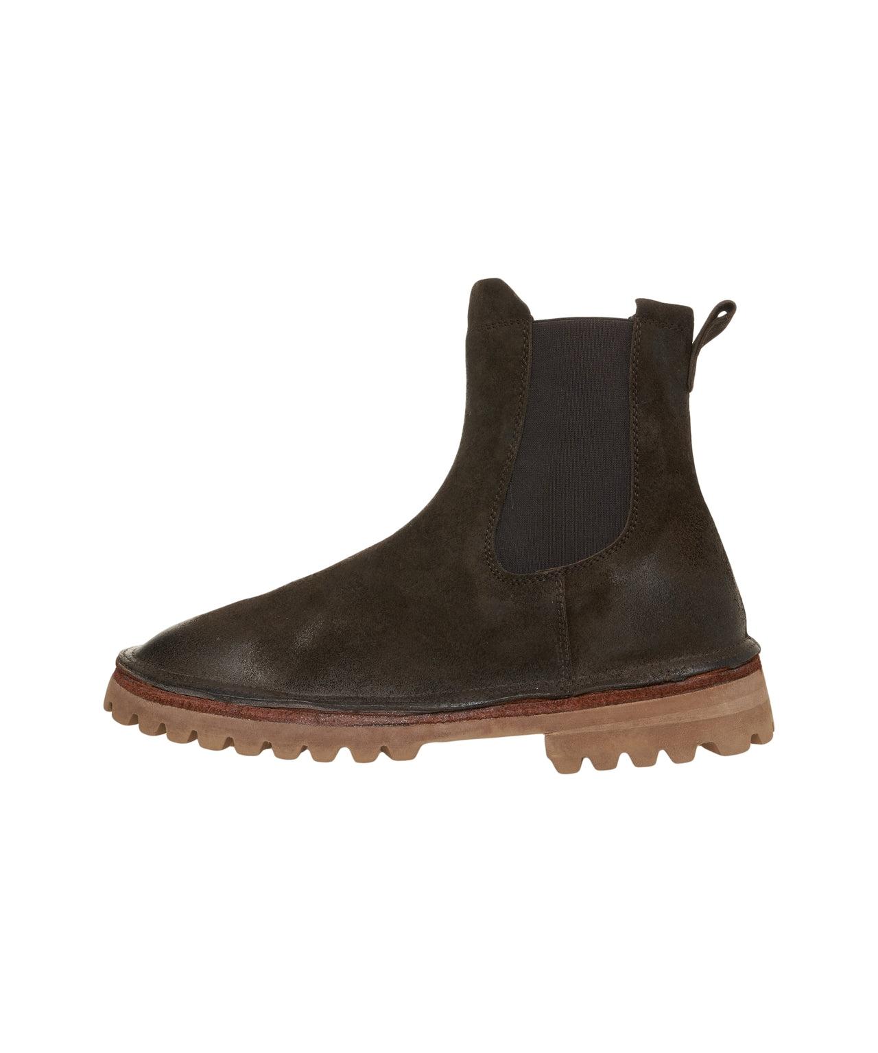 Boots in suede Product Image