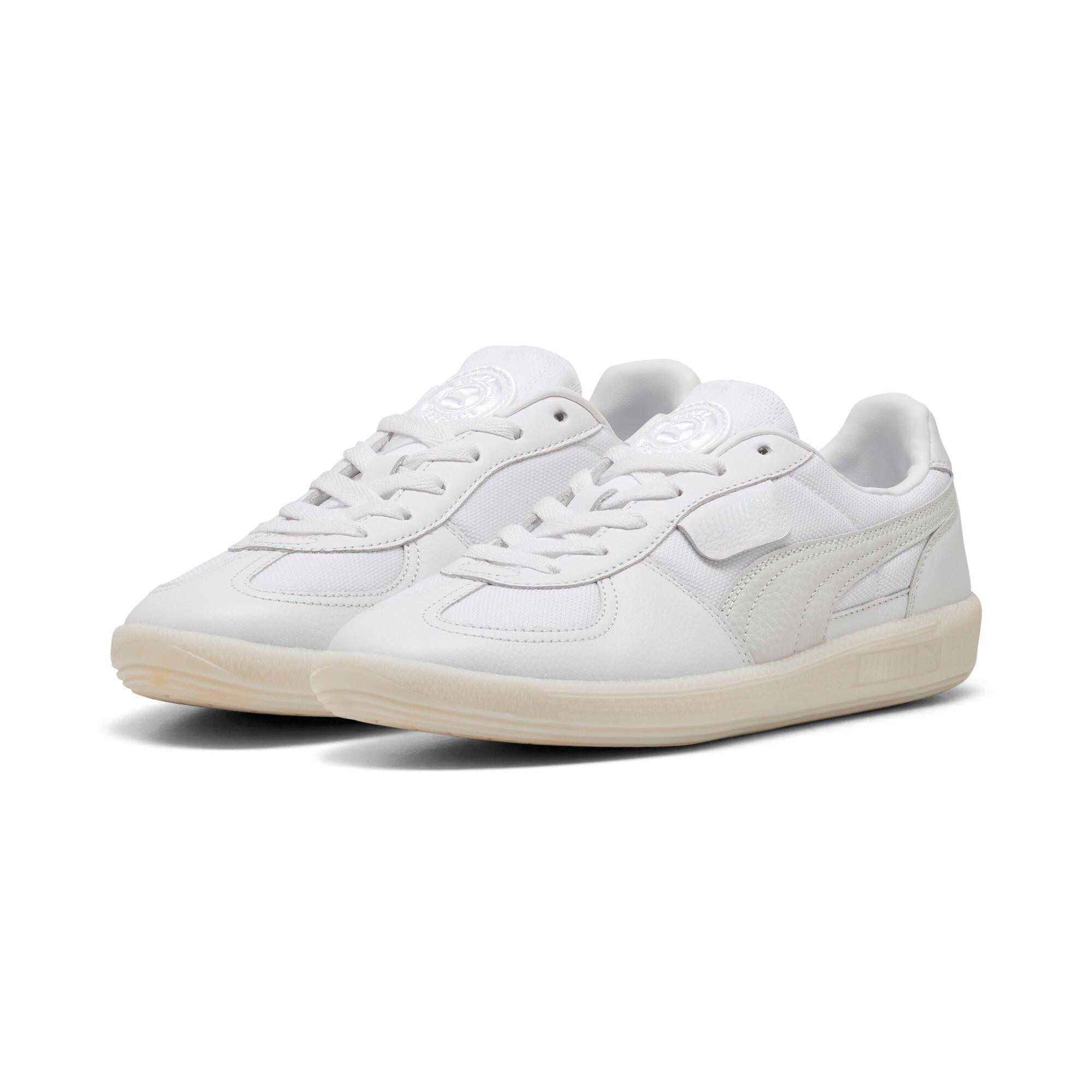 Palermo Jer-SHE Women's Sneakers Product Image