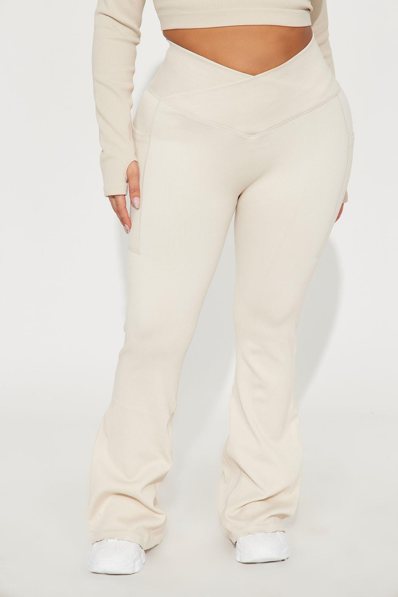 Resistance Effortless Seamless Active Legging - Light Taupe Product Image