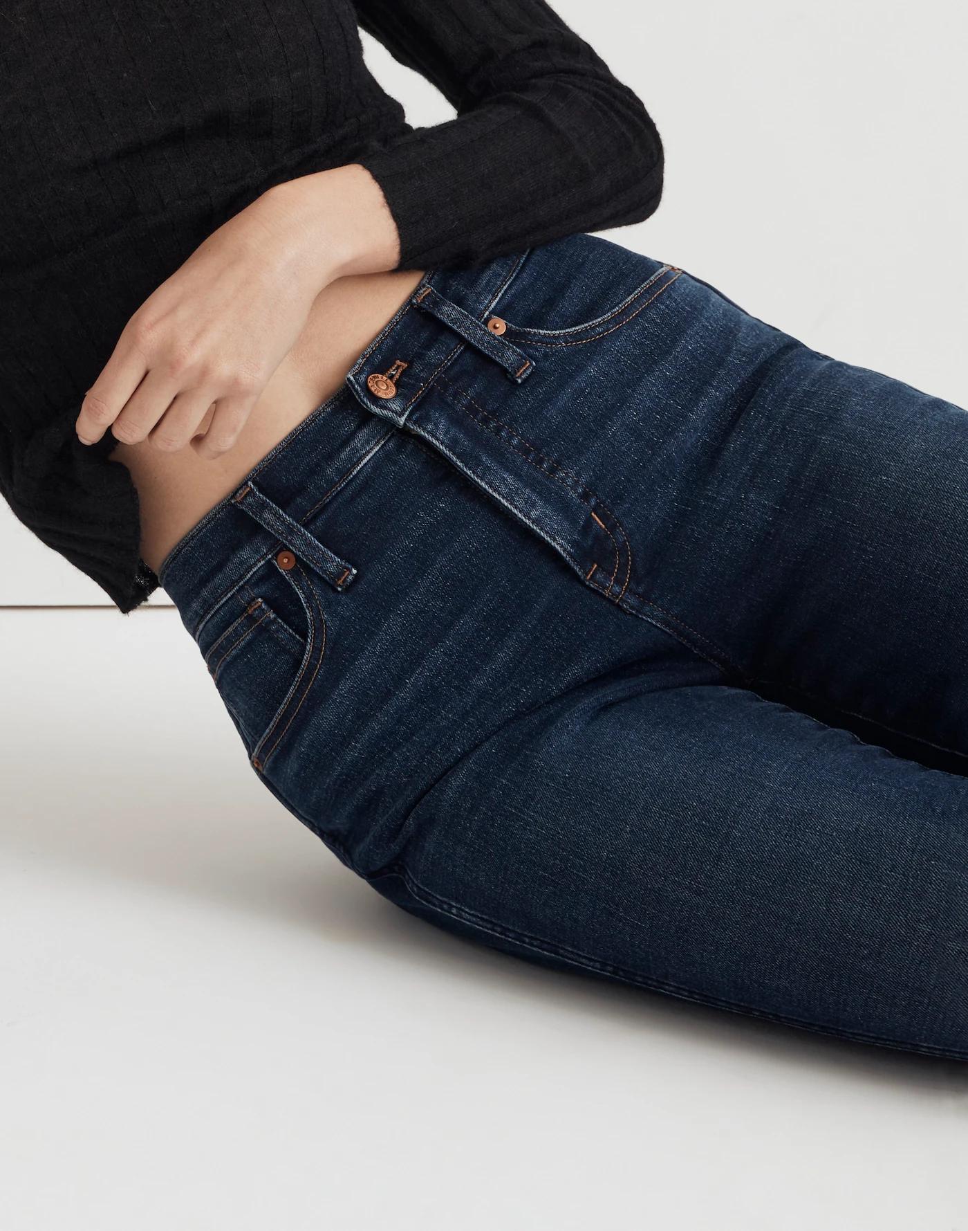 10" High-Rise Skinny Jeans Product Image