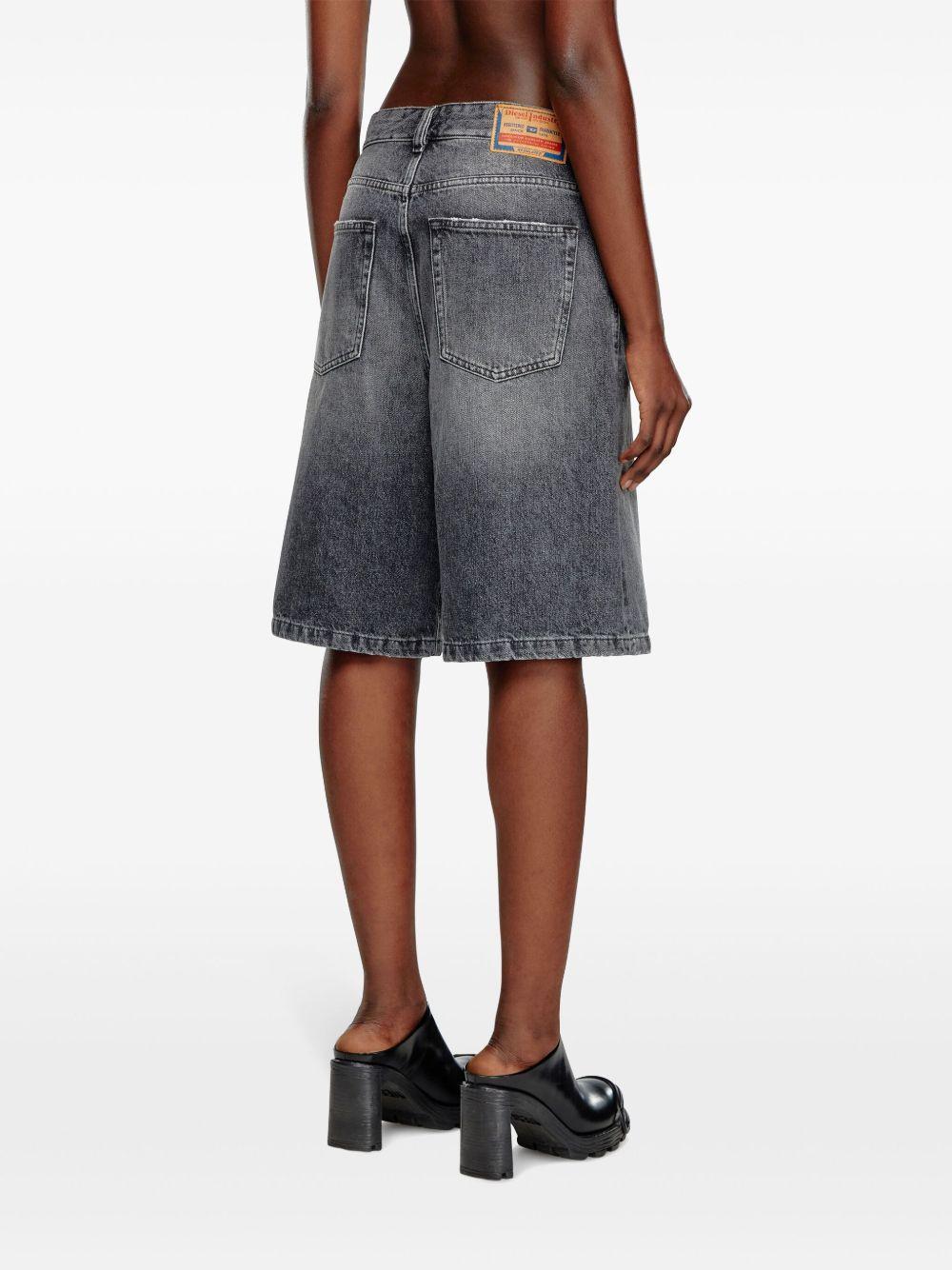 De-Sire Low-waist shorts  Product Image