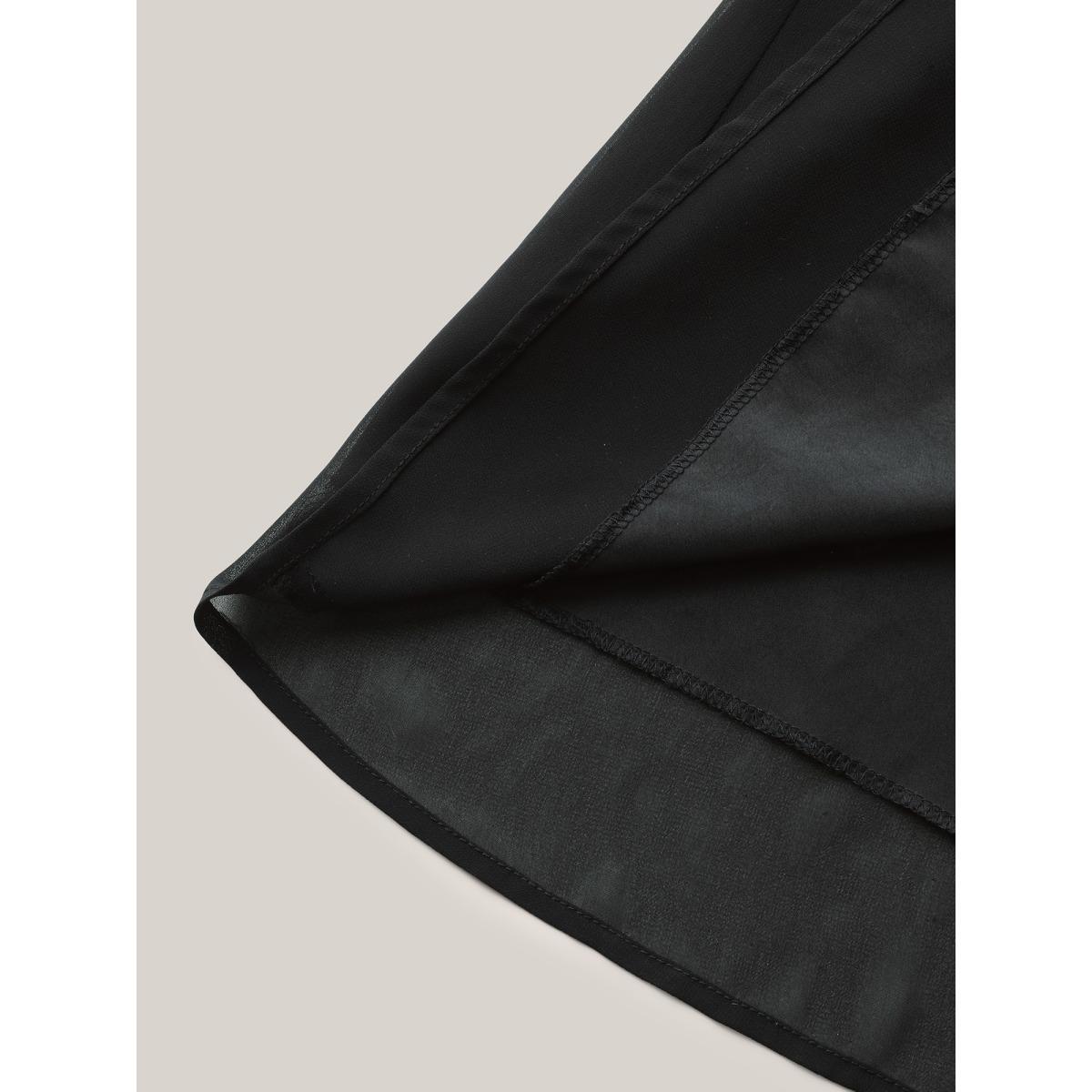 Plus Size Floral Sweetheart Neckline Cinched-Waist Dress Black Women Heart neckline Sleeveless Curvy BloomChic 14-16/1X Product Image