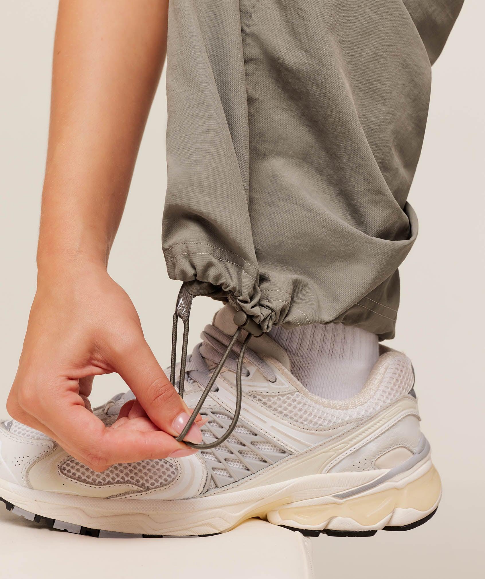 Gymshark Contrast Track Pant - Camo Brown/Linen Brown/Oat White Female Product Image