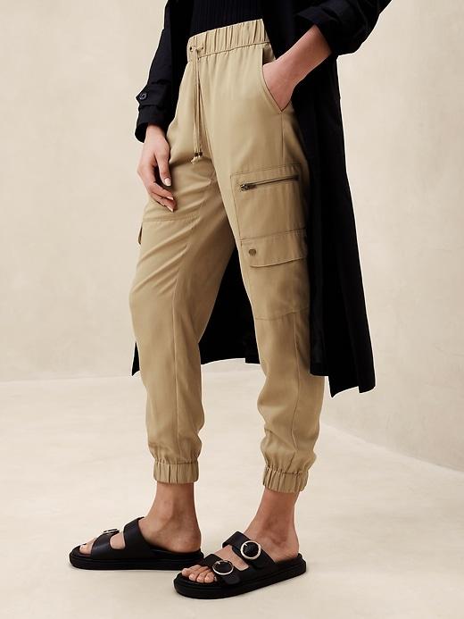 TENCEL™ Cargo Jogger Product Image
