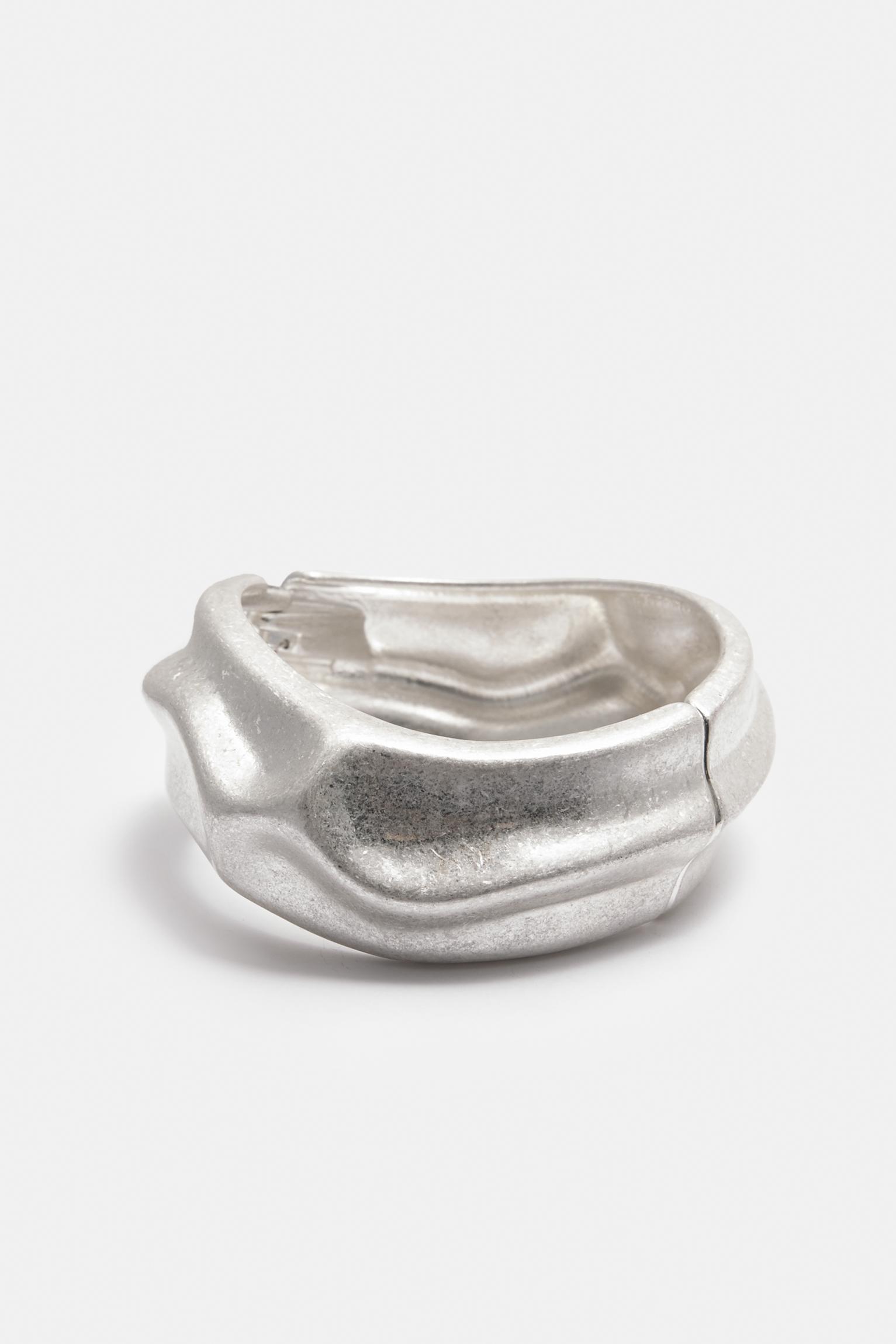 Irregular cuff bracelet Product Image