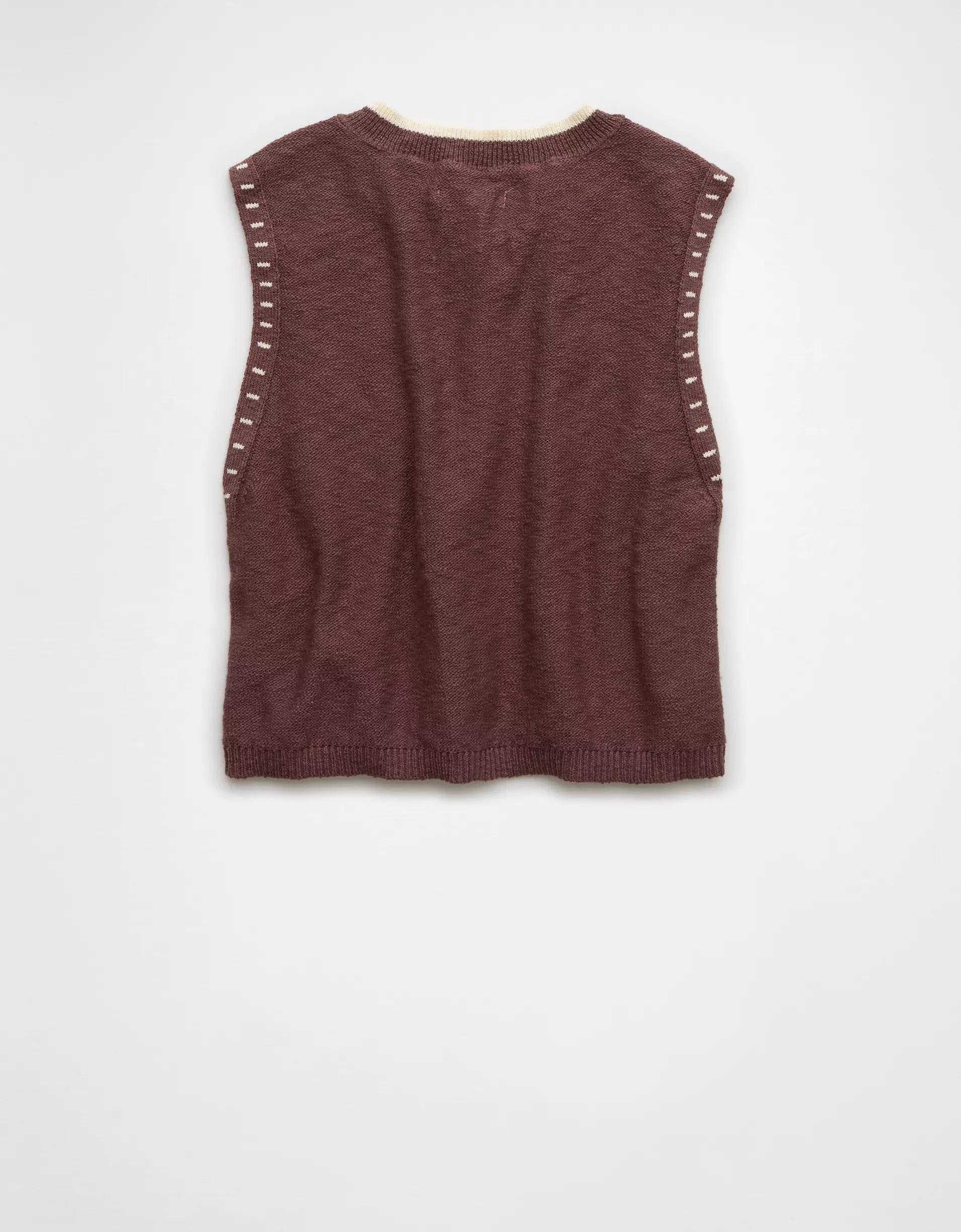 AE Crew Neck Button-Up Sweater Vest Product Image