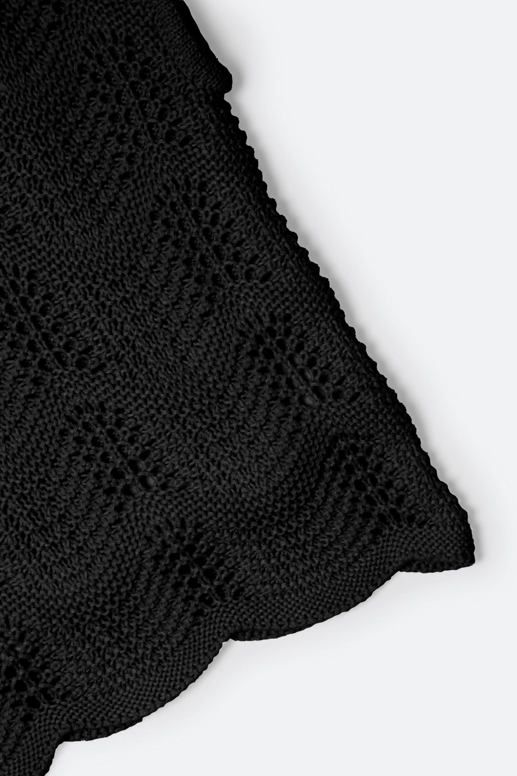 Knitted Wave Shorts - Black Product Image