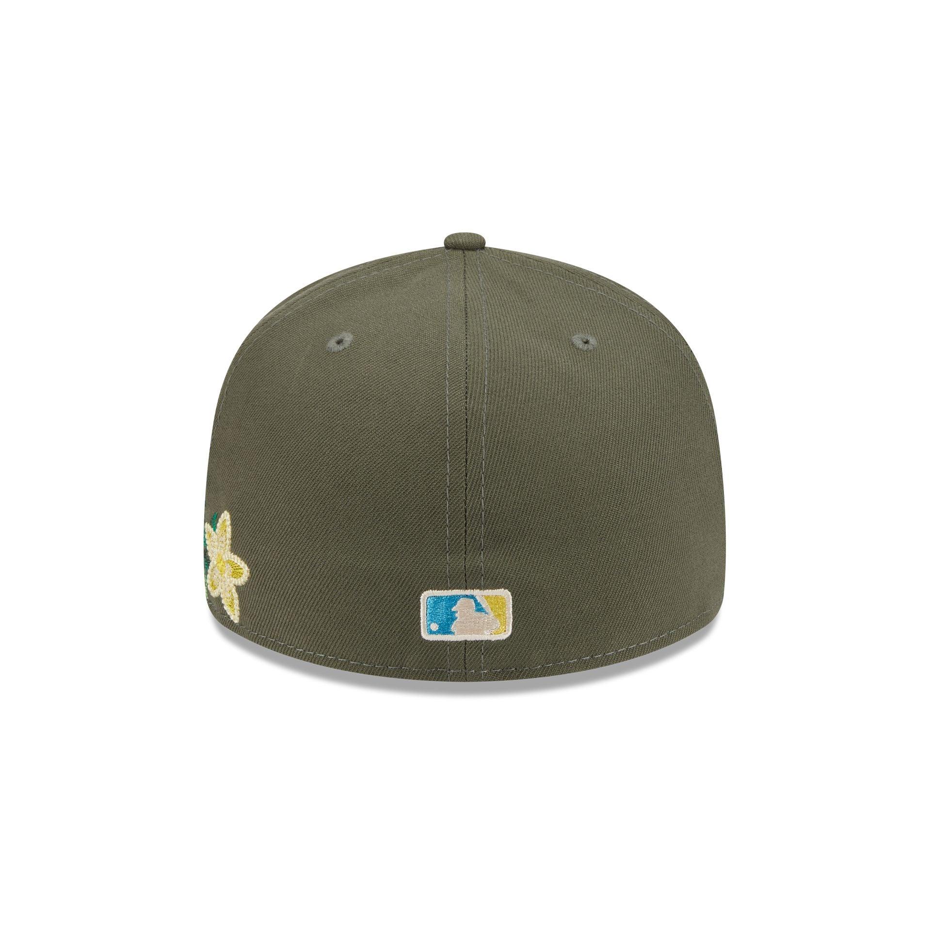 San Diego Padres 2025 Clubhouse Alt Low Profile 59FIFTY Fitted Hat Male Product Image