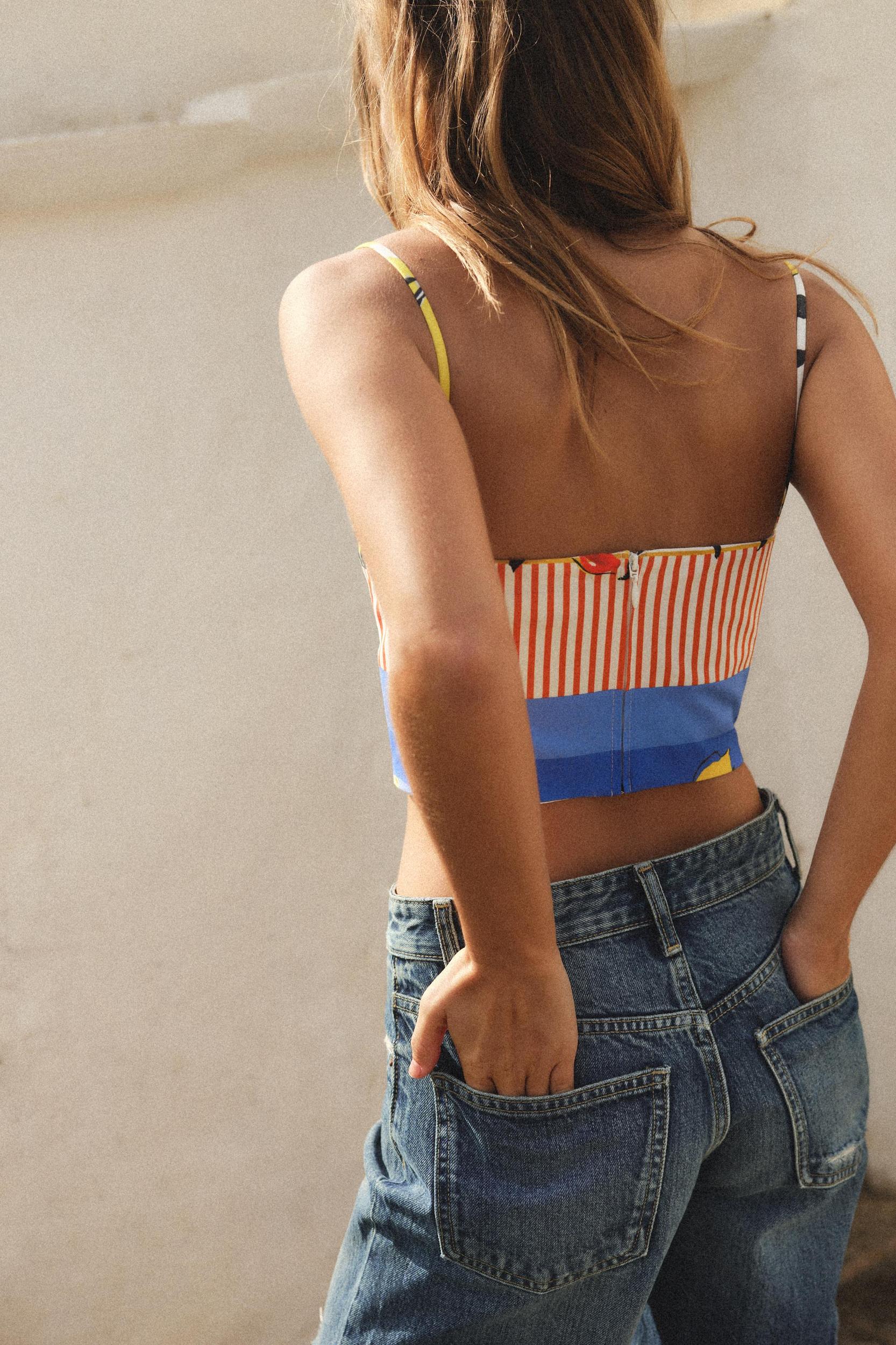 LEMON PRINT CROP TOP Product Image