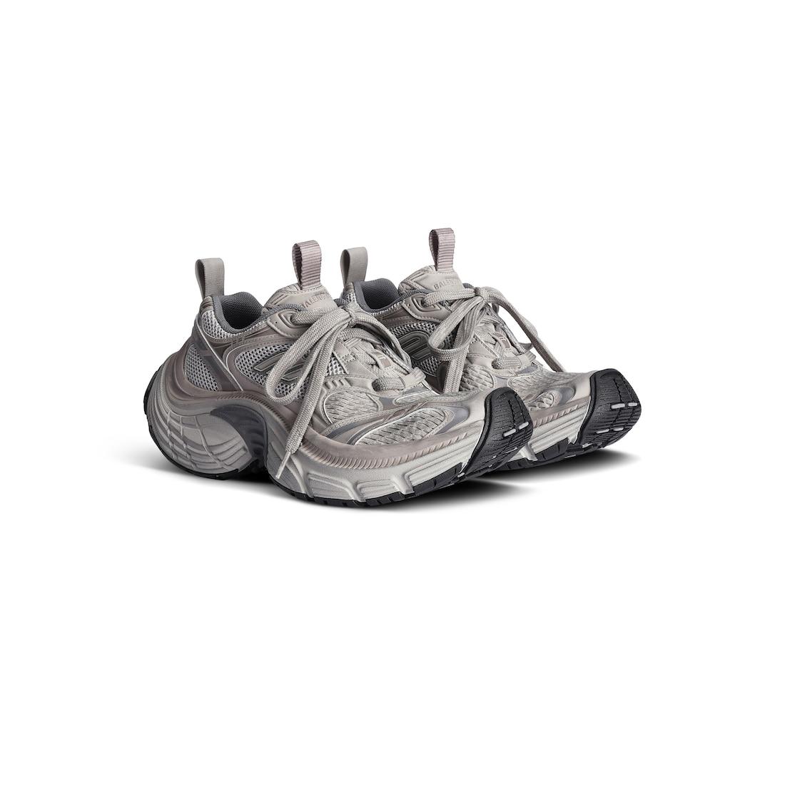 Women's 6xl Sneaker in Taupe/grey/black Product Image