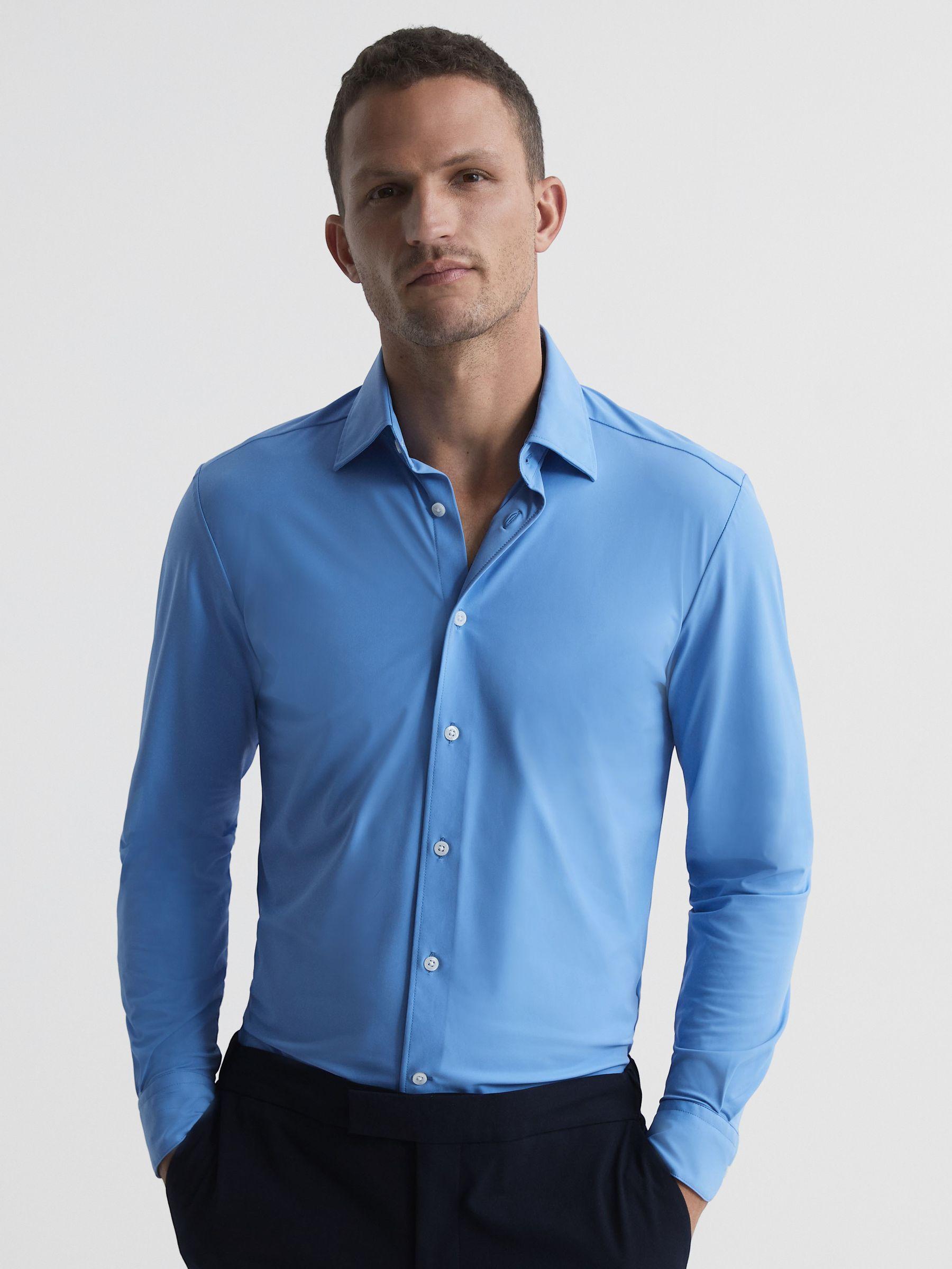 Travel Shirt in Soft Blue Product Image