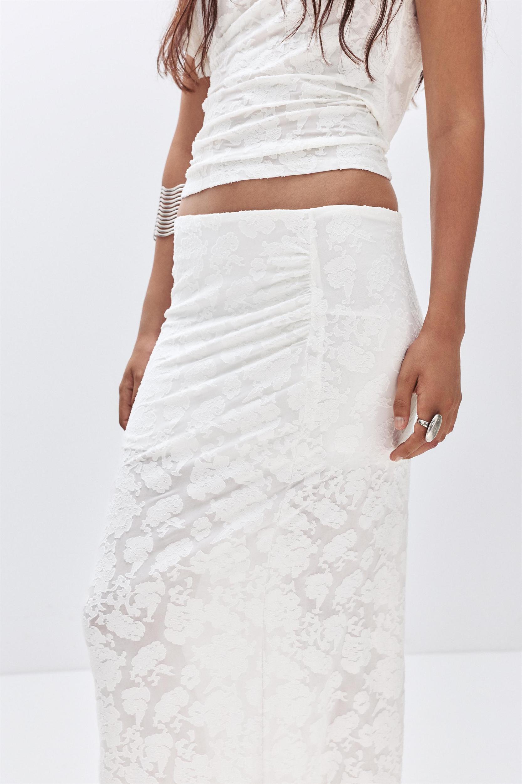 Lace midi skirt Product Image