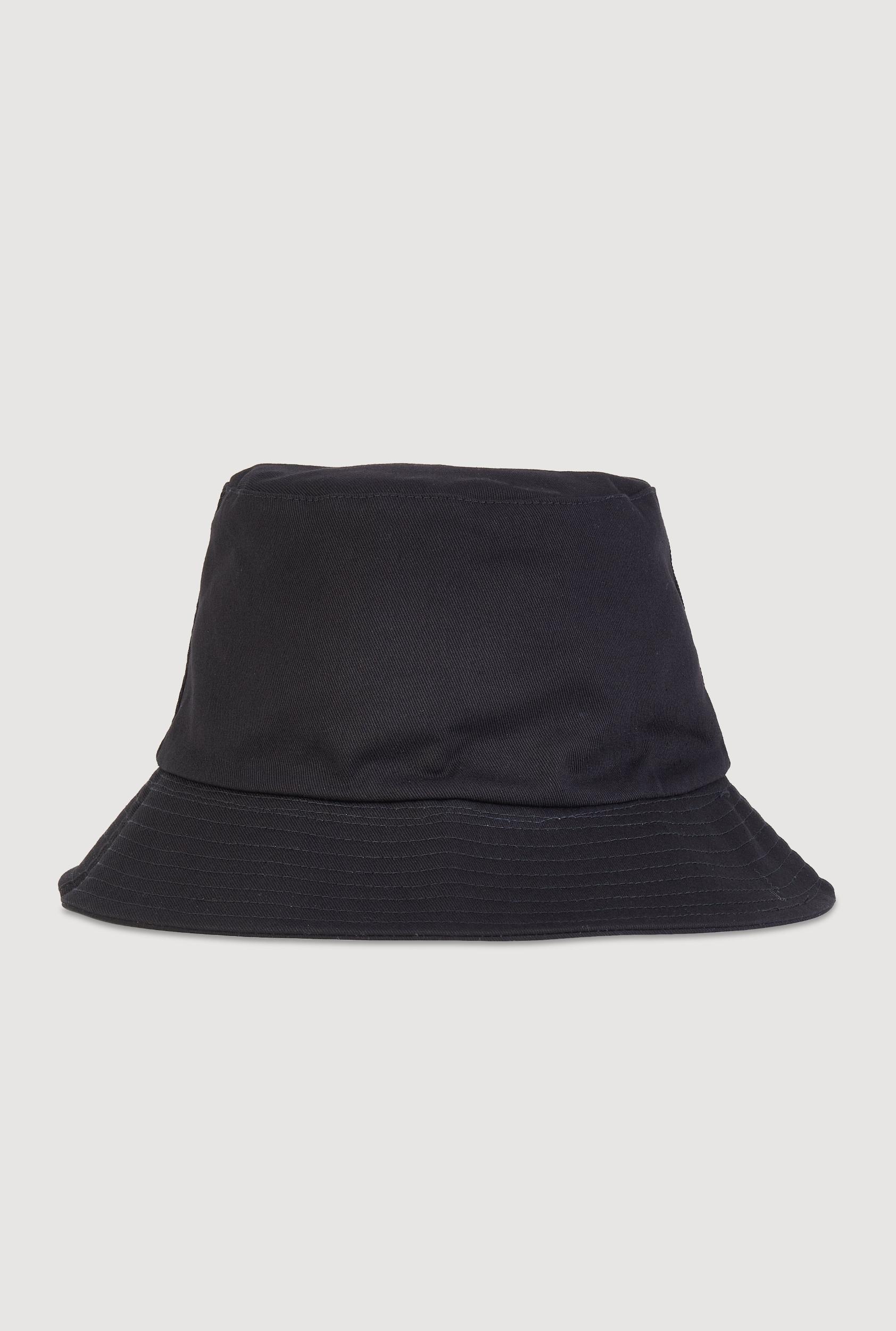 Life Is Fantastic Bucket Hat Female Product Image