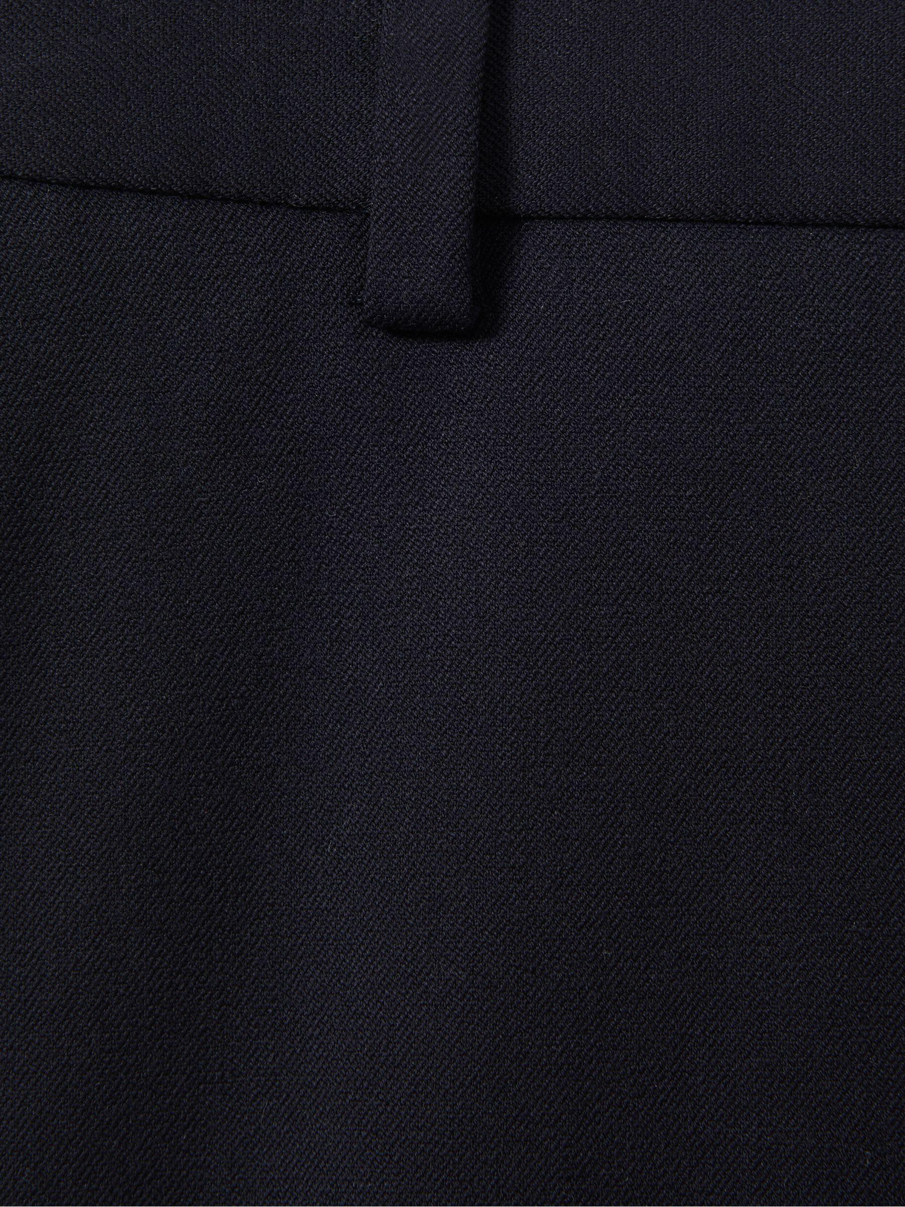 Fit Tailored Trousers in Navy Product Image