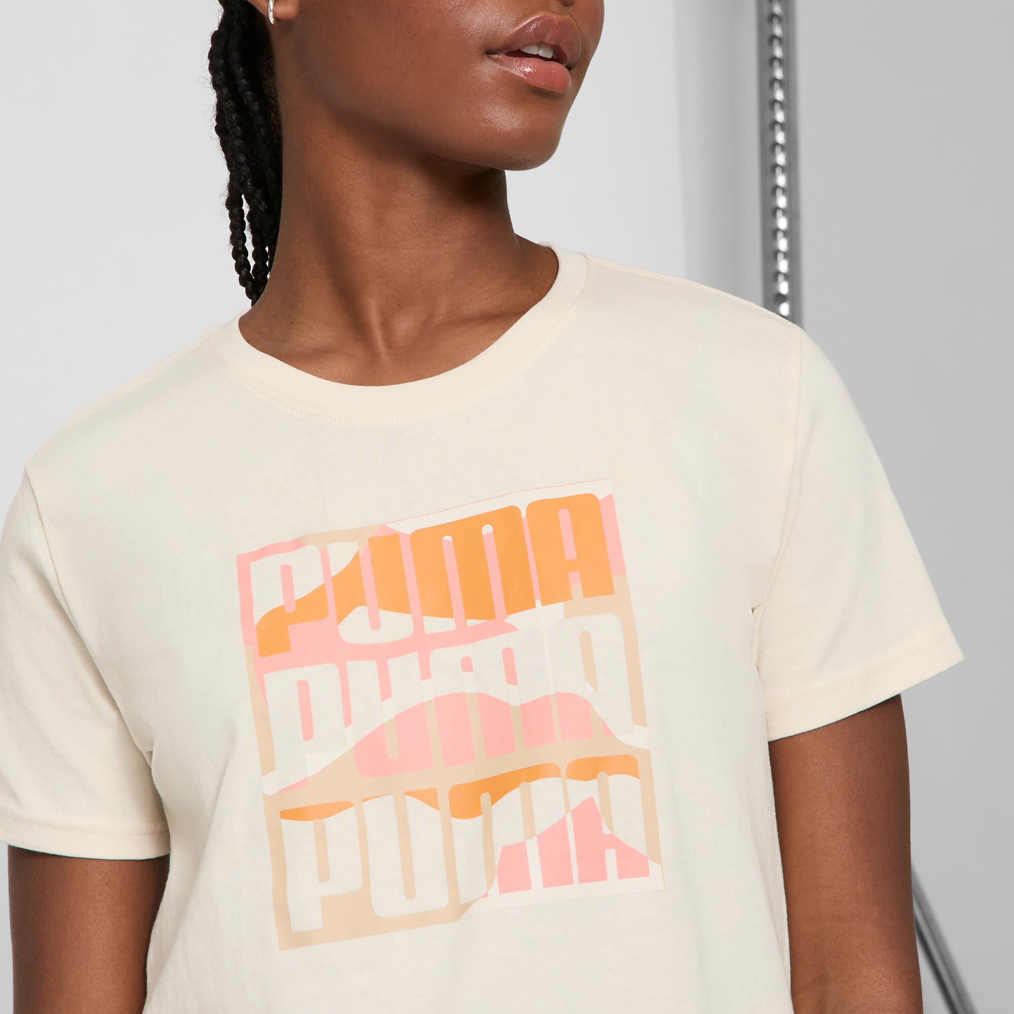 GRAPHICS Mountain Women's Tee Product Image