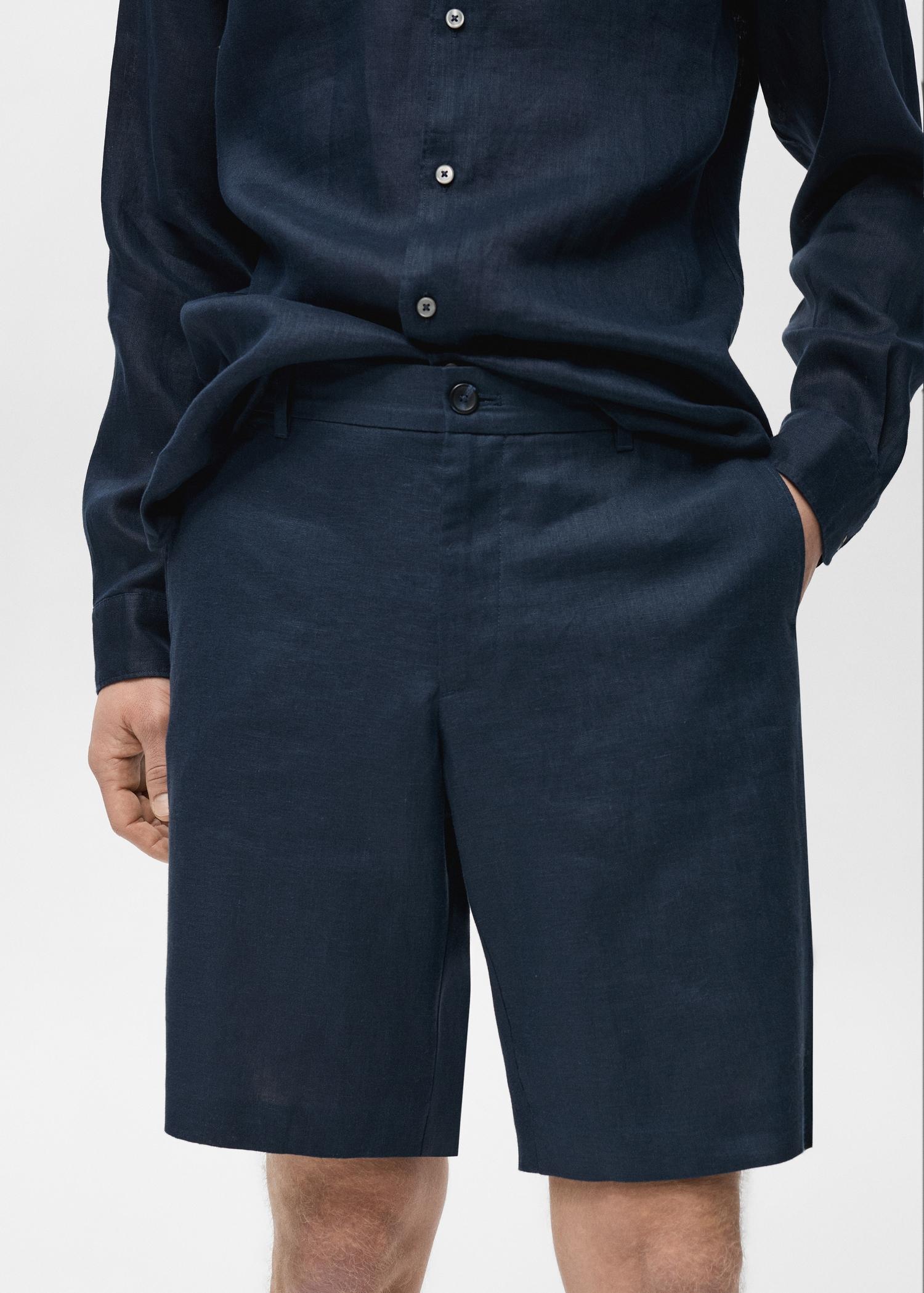 Slim-fit 100% linen bermuda shorts - Men | MANGO USA Product Image