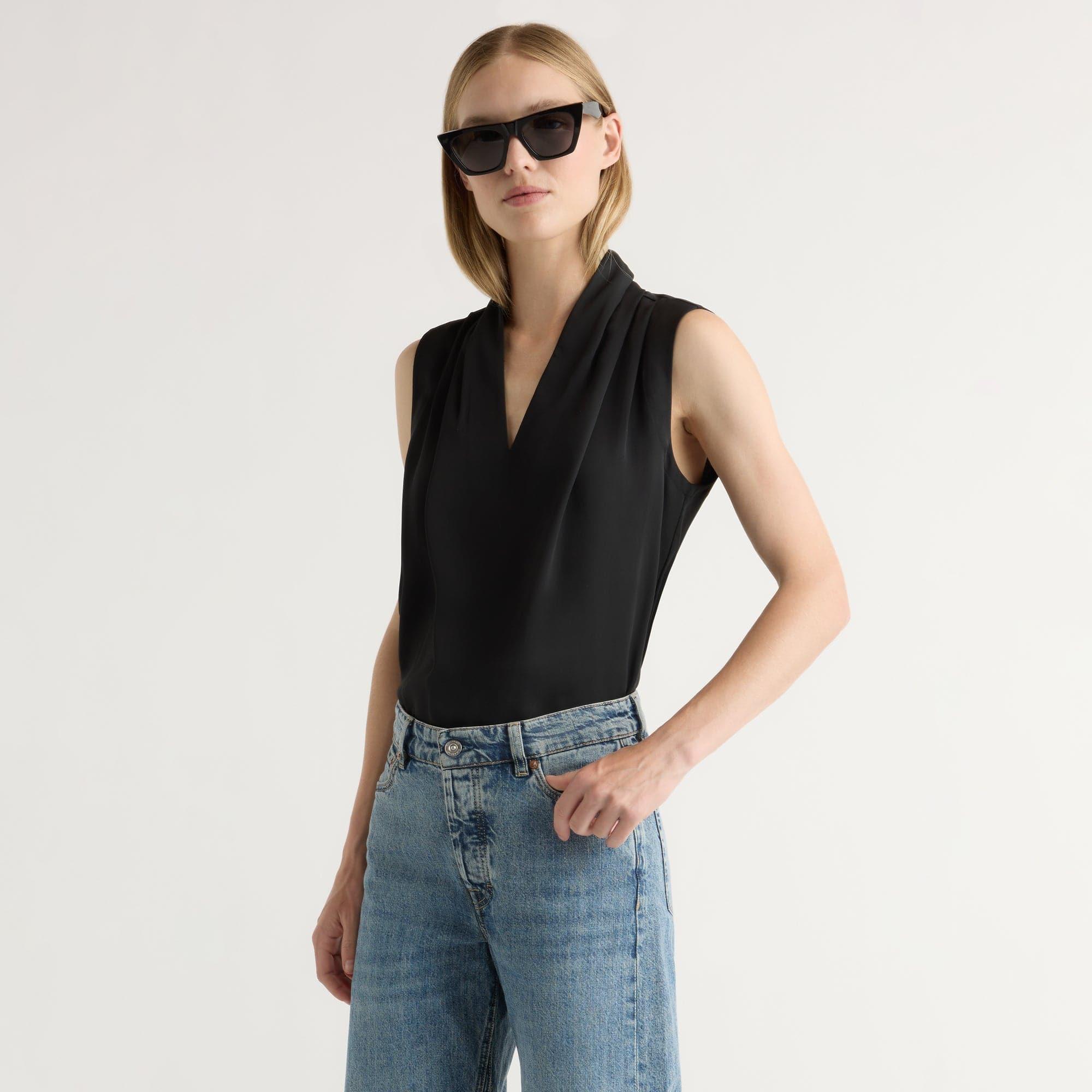 Jae V-Neck Sleeveless Blouse Product Image